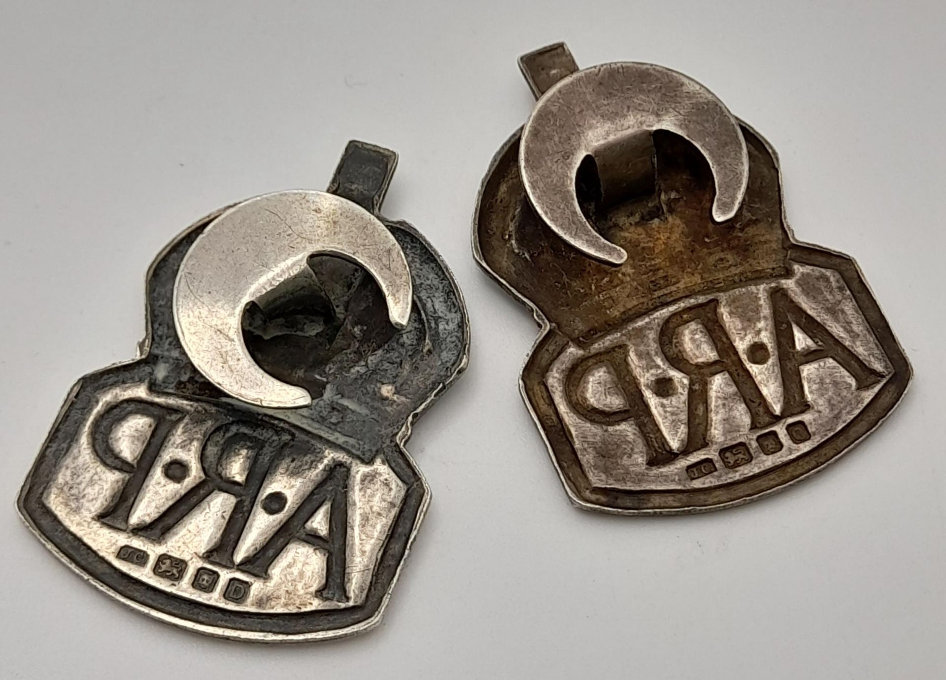 Two Vintage Sterling Silver A.R.P Badges. London hallmarks. - Bild 2 aus 4