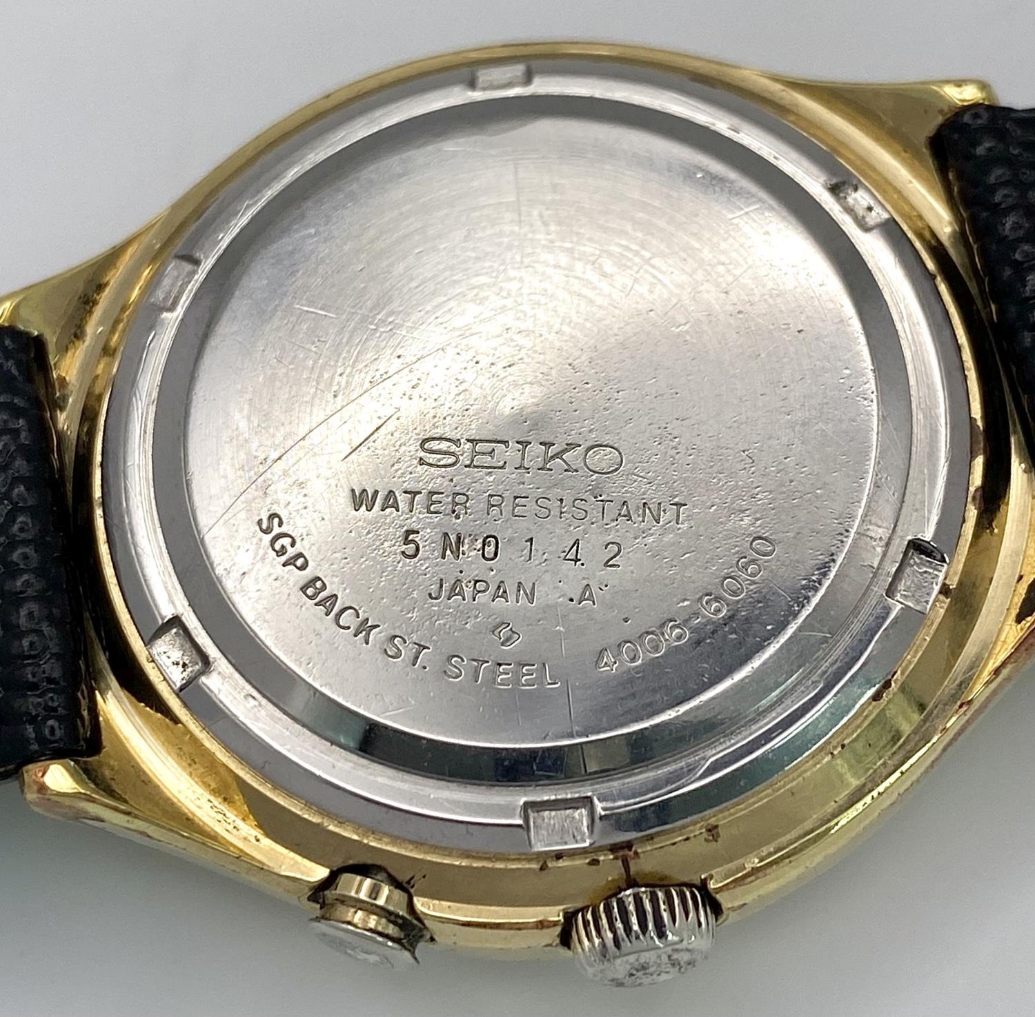 A Vintage Seiko Bell-Matic 17 Jewels Automatic Gents Watch. Black leather strap. Gilded case - 38mm. - Image 5 of 8