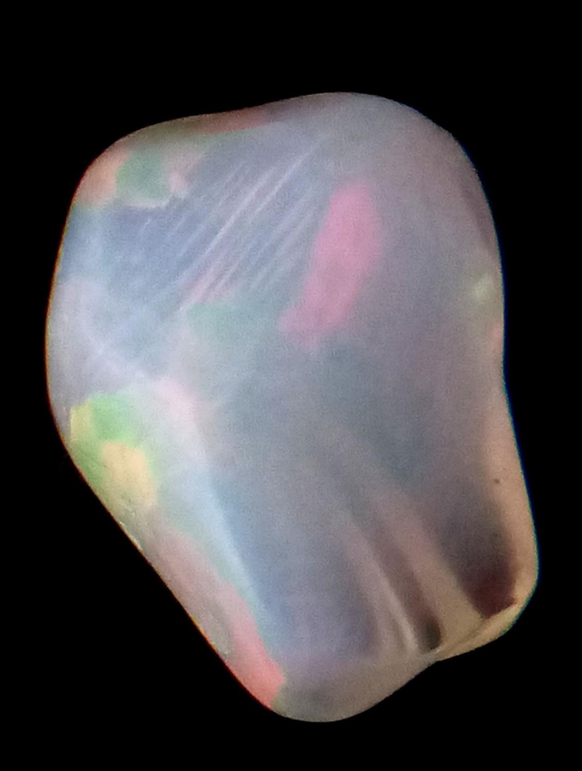 A Natural Australian Opal Specimen. 3.75ct. - Image 4 of 6