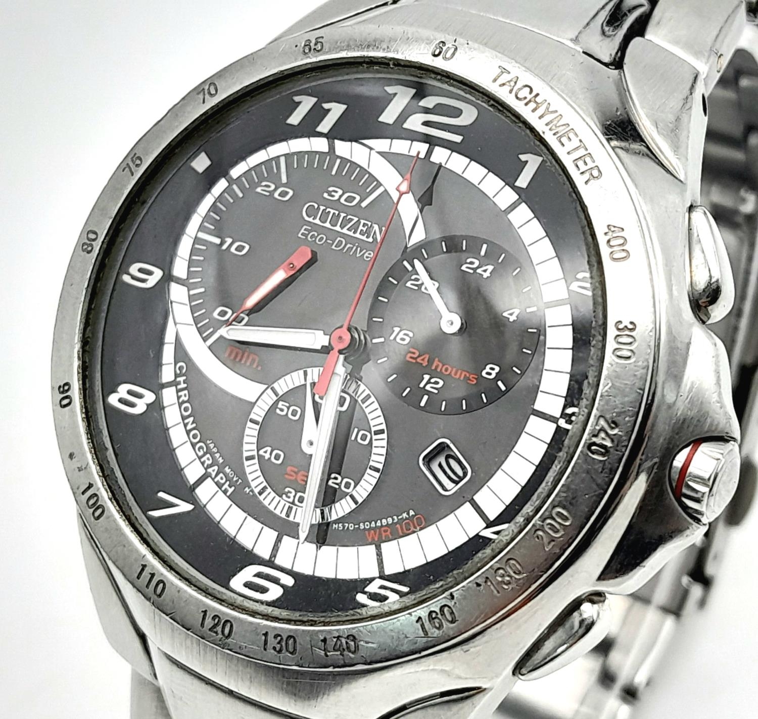 A Citizen Eco Drive Chronograph Gents Watch. Stainless steel bracelet and case - 42mm. Black dial - Image 2 of 6