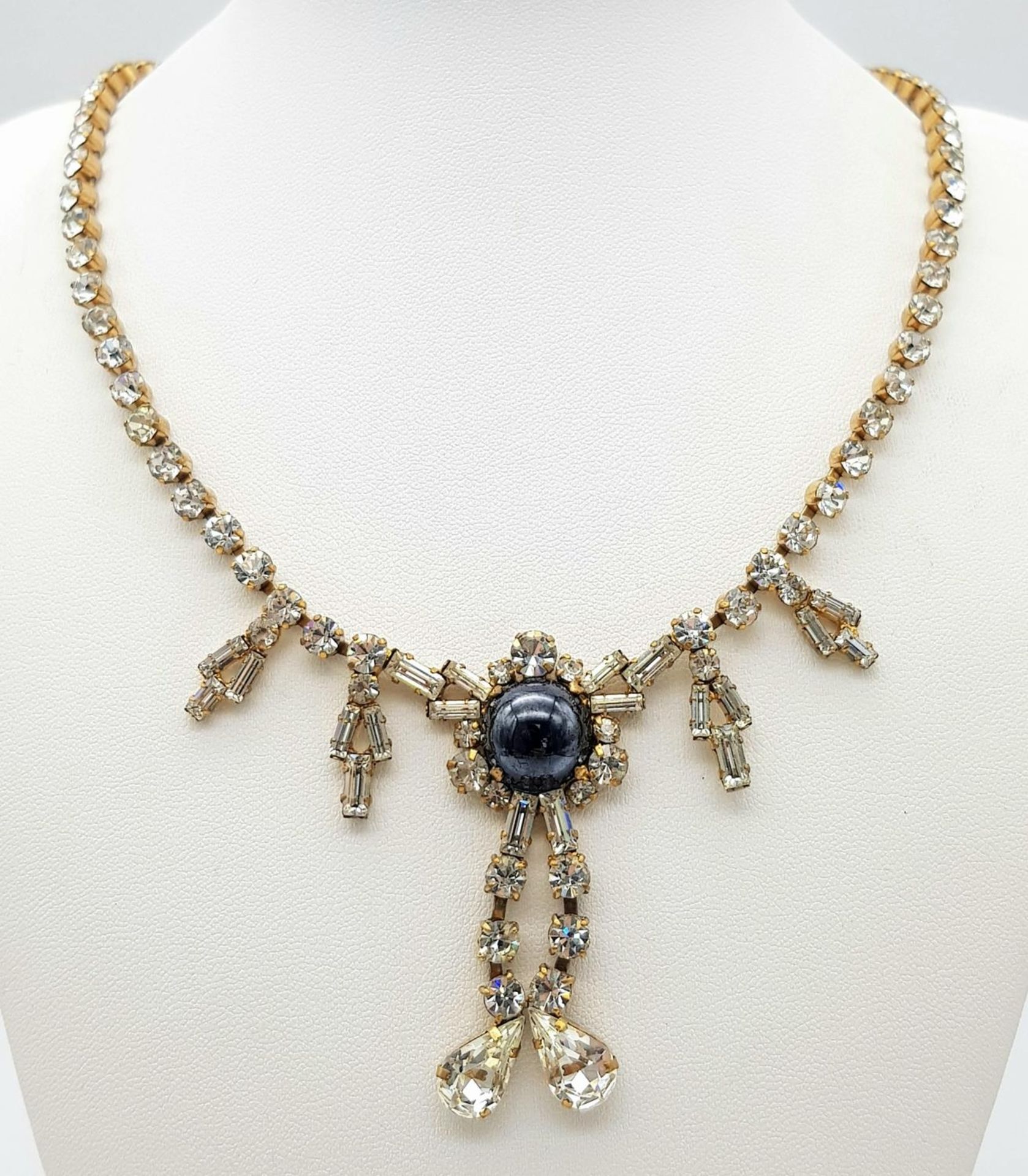 A Very Attractive Vintage Gold Tone Stone Set Cocktail/ Dress Statement Necklace. 45cm Length.