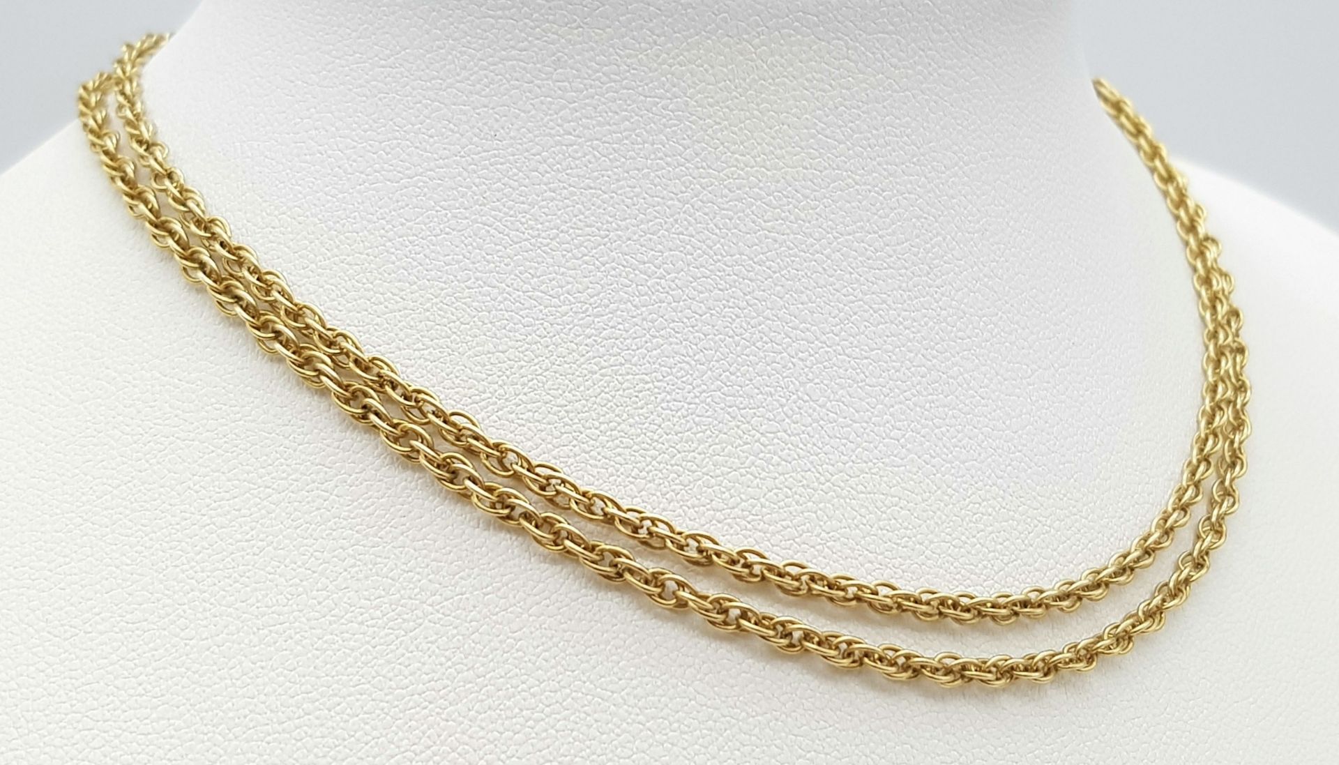 A Lovely Vintage 9K Gold Prince of Wales Link Chain. 60cm. 7g.