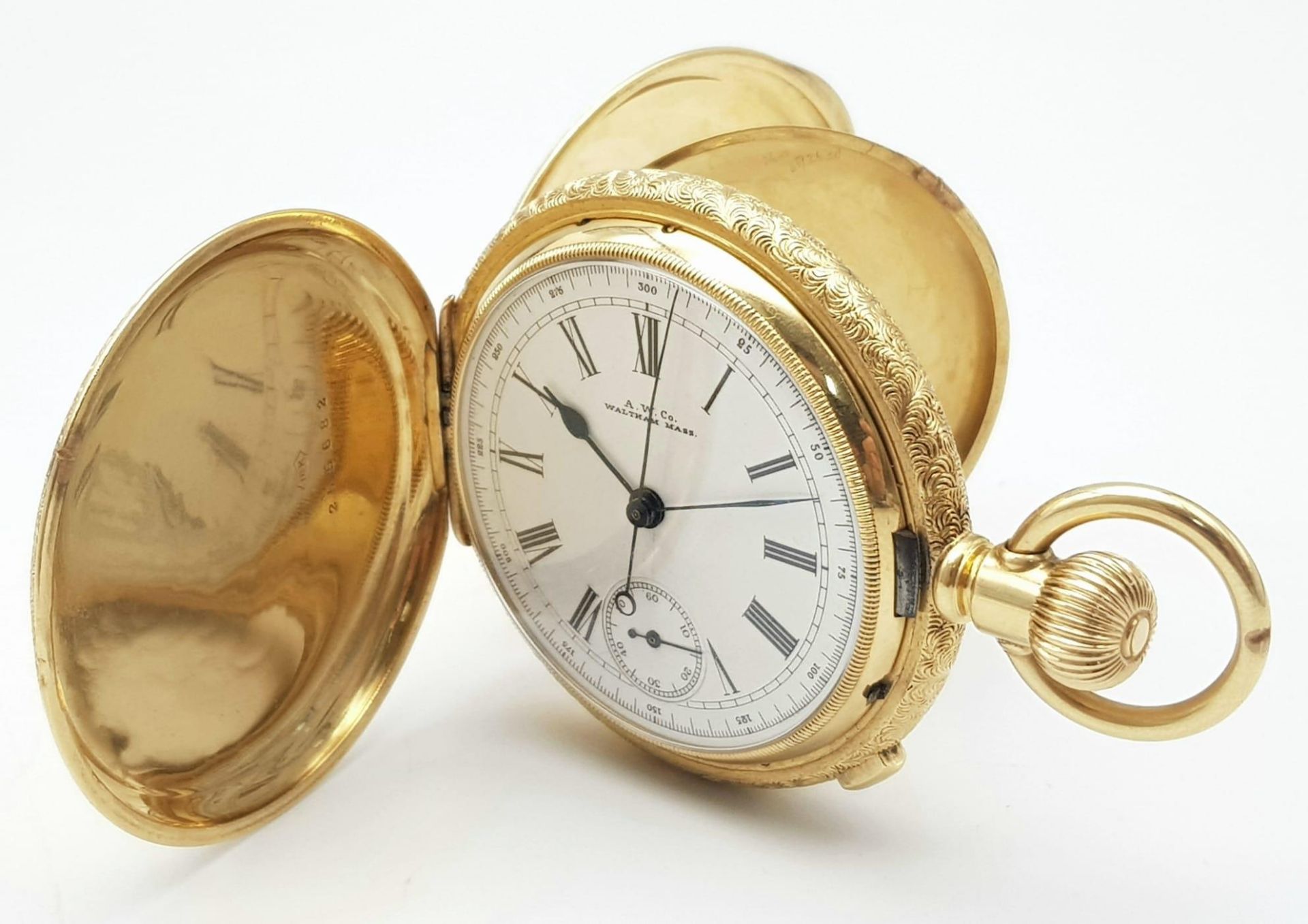 An Antique Waltham 18K Gold Full Hunter Pocket Watch. The case is ornately decorated in a floral - Image 2 of 13
