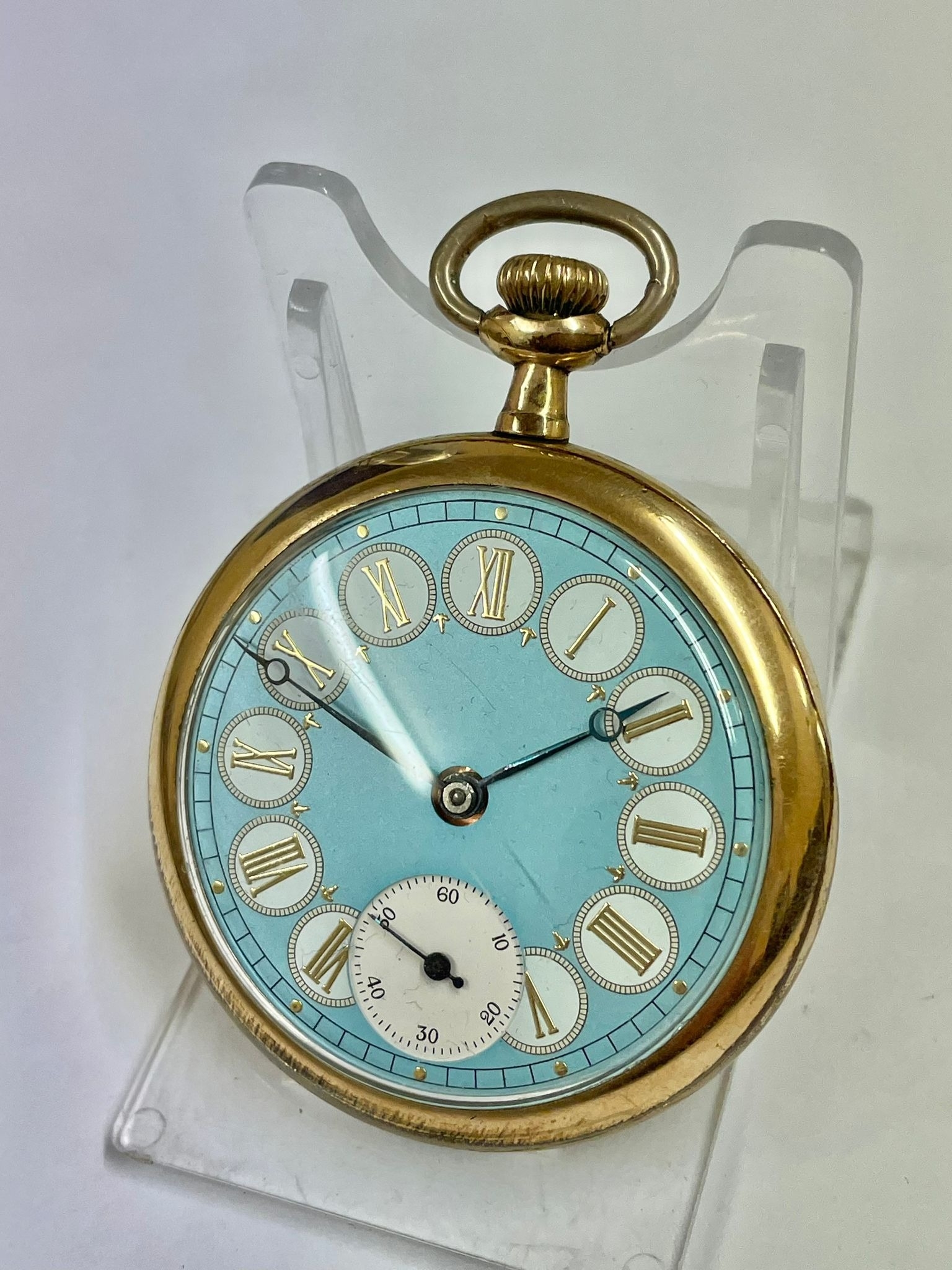 A Vintage gents pocket watch. In working order. - Image 2 of 3