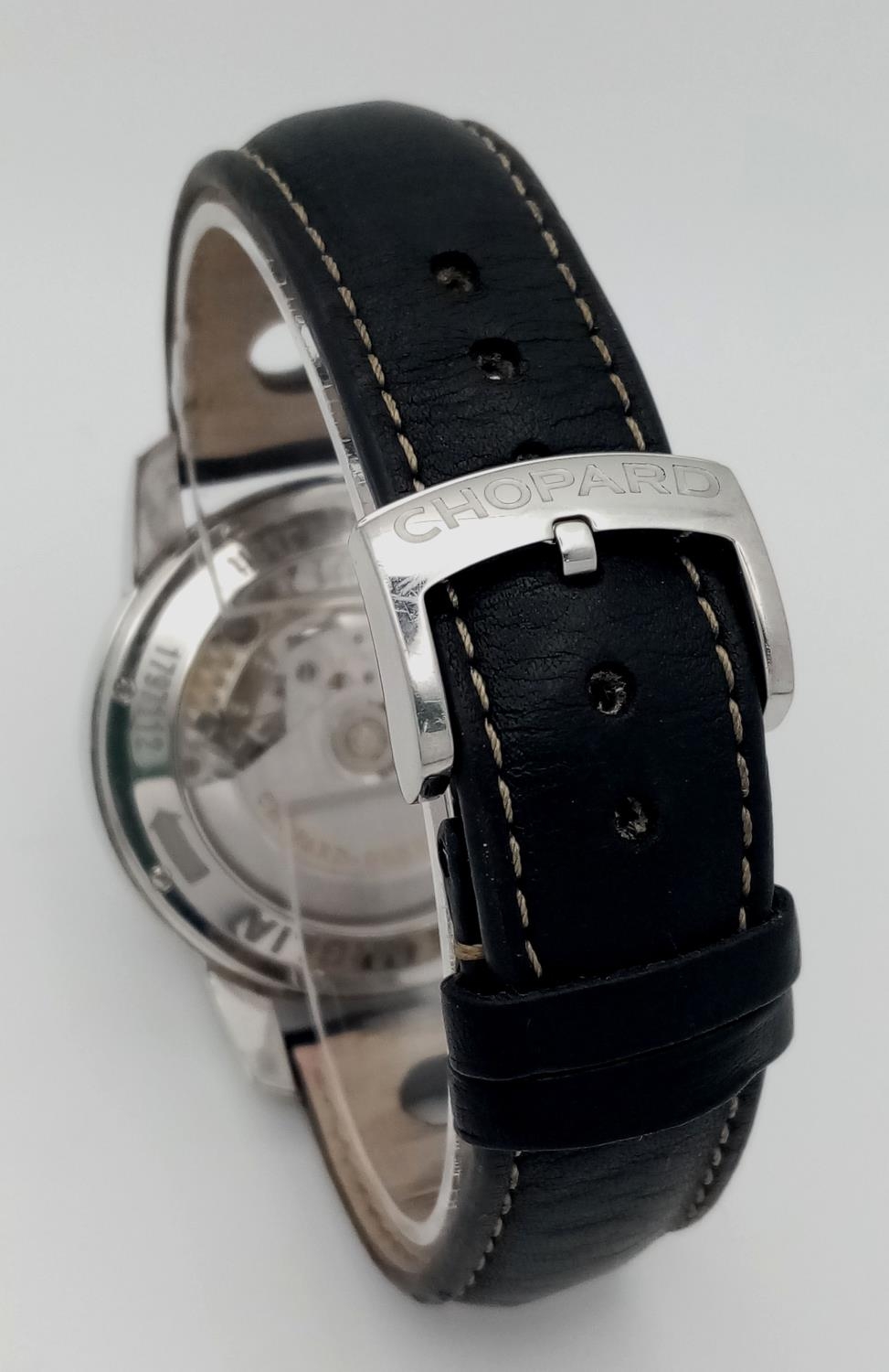 A Chopard Mille Miglia Automatic Gents Watch. Black leather strap. Stainless steel case - 42mm. - Image 7 of 10
