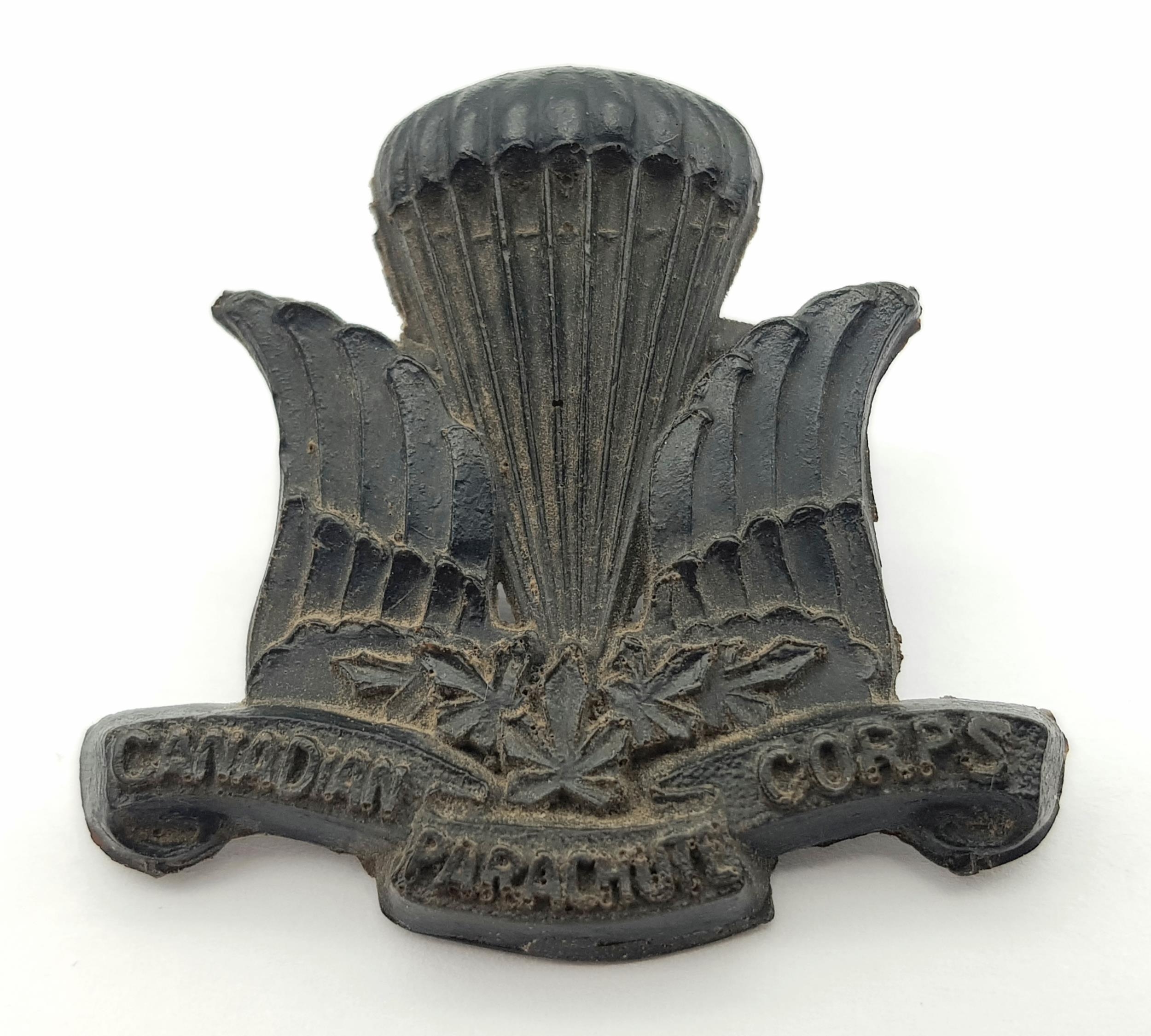 Super WW2 Plastic (Cellulose Acetate) Economy Issue 1st Canadian Parachute Battalion Cap Badge