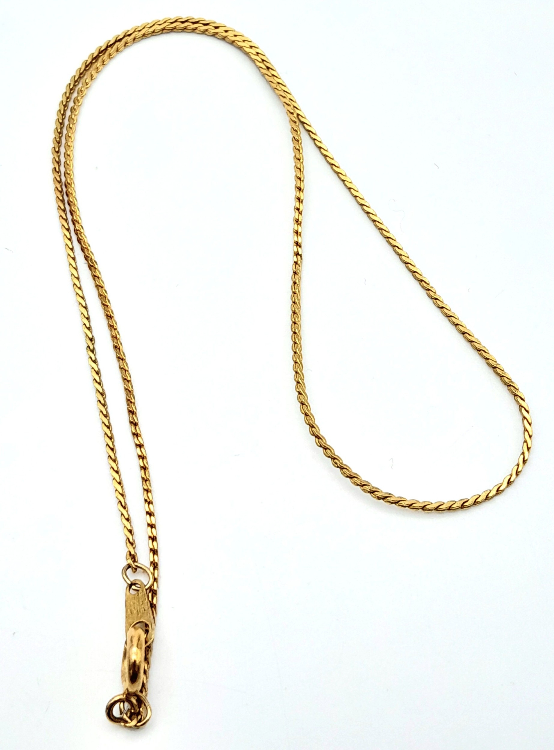 A 9 k yellow gold chain necklace, length: 37 cm, weight: 2.3 g. - Image 2 of 4