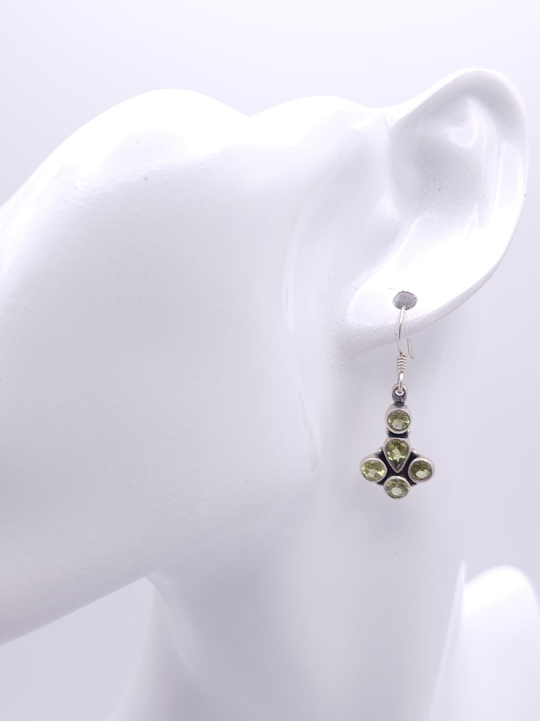 A Pair of Sterling Silver Art Deco Style Peridot Set Earrings. 3cm Drop. - Image 7 of 7