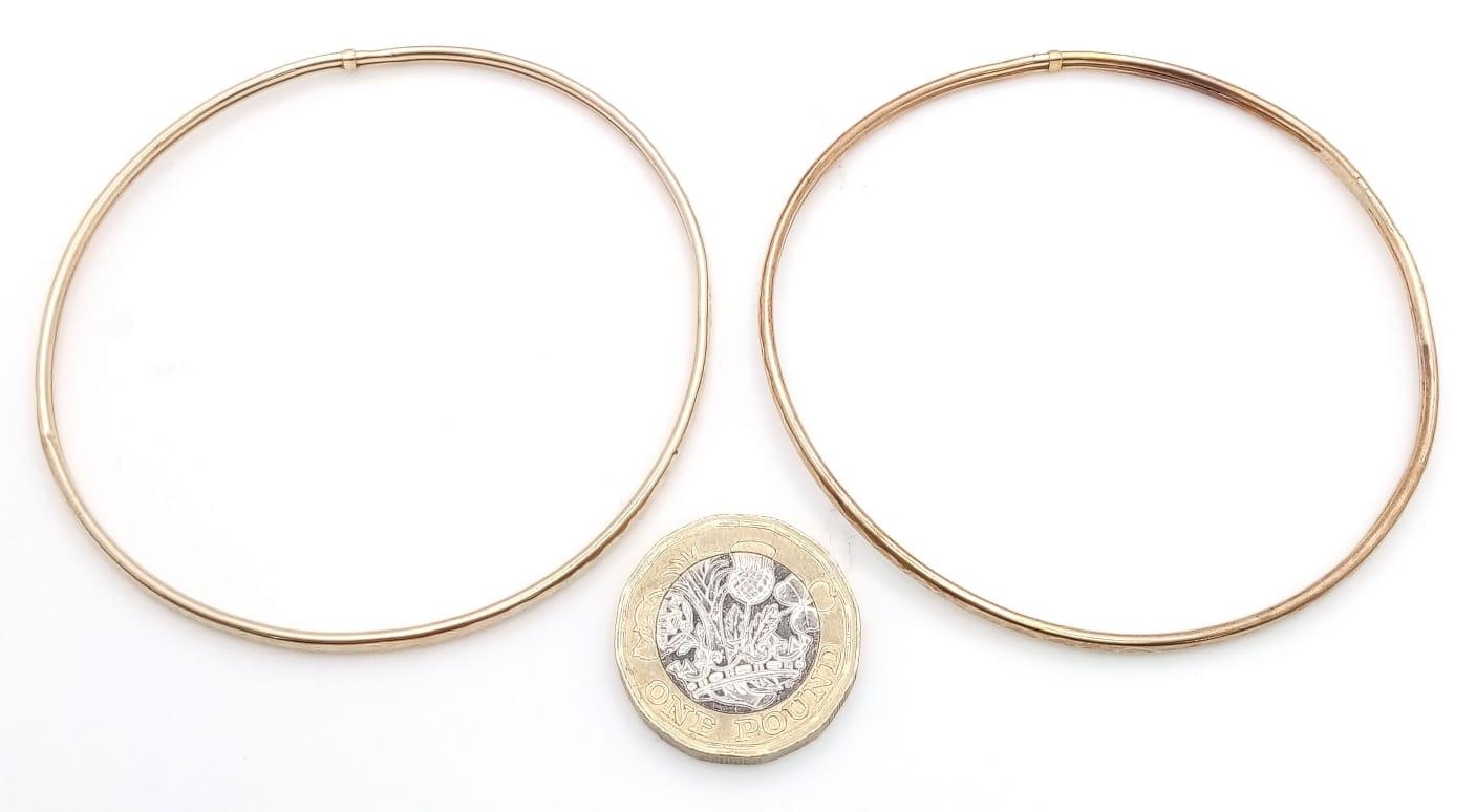 Set of 2x 9K Yellow Gold (tested as) Patterned Bangle , 6.1g total weight, 6.5cm diameter - Image 3 of 3
