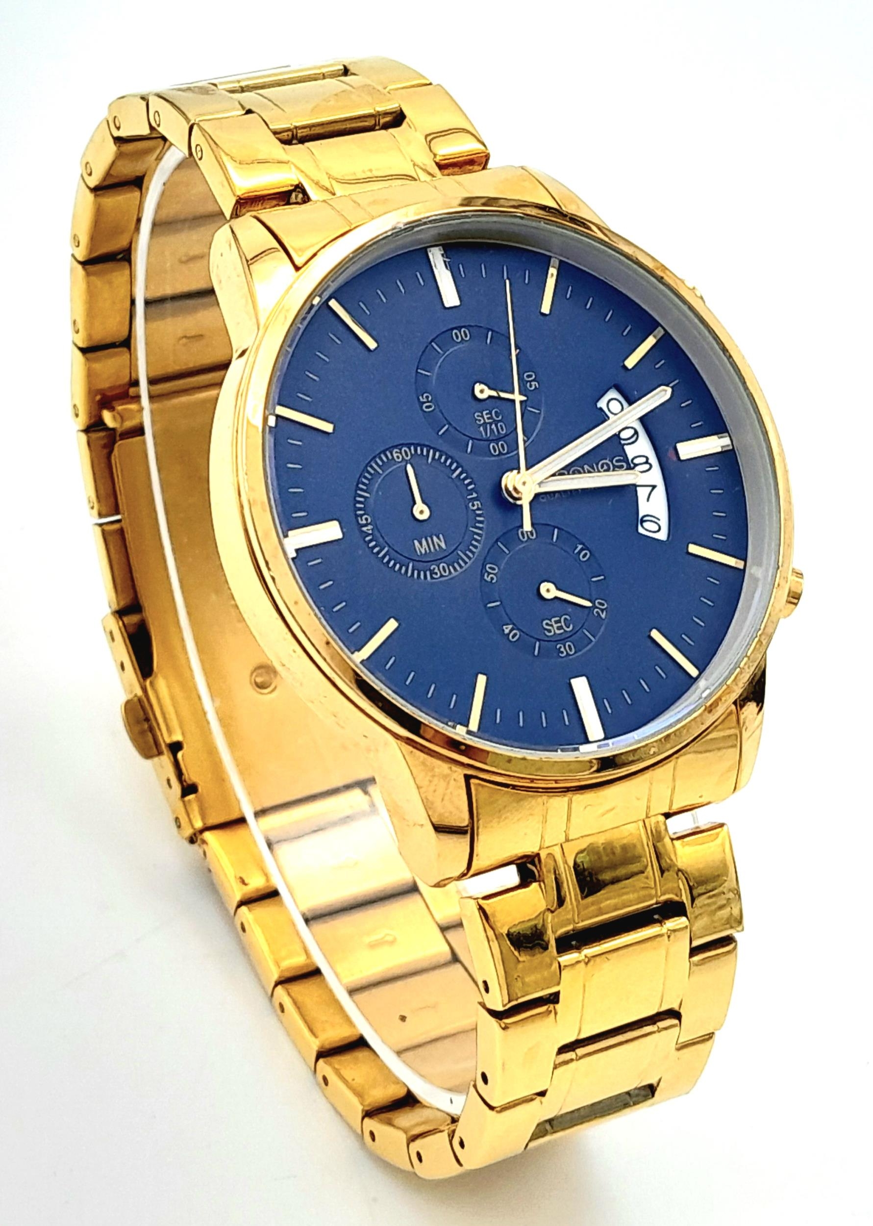 An Excellent Condition Men’s Gold Tone Japanese Sports Chronograph Date Watch by Hronos. 42mm - Image 3 of 6