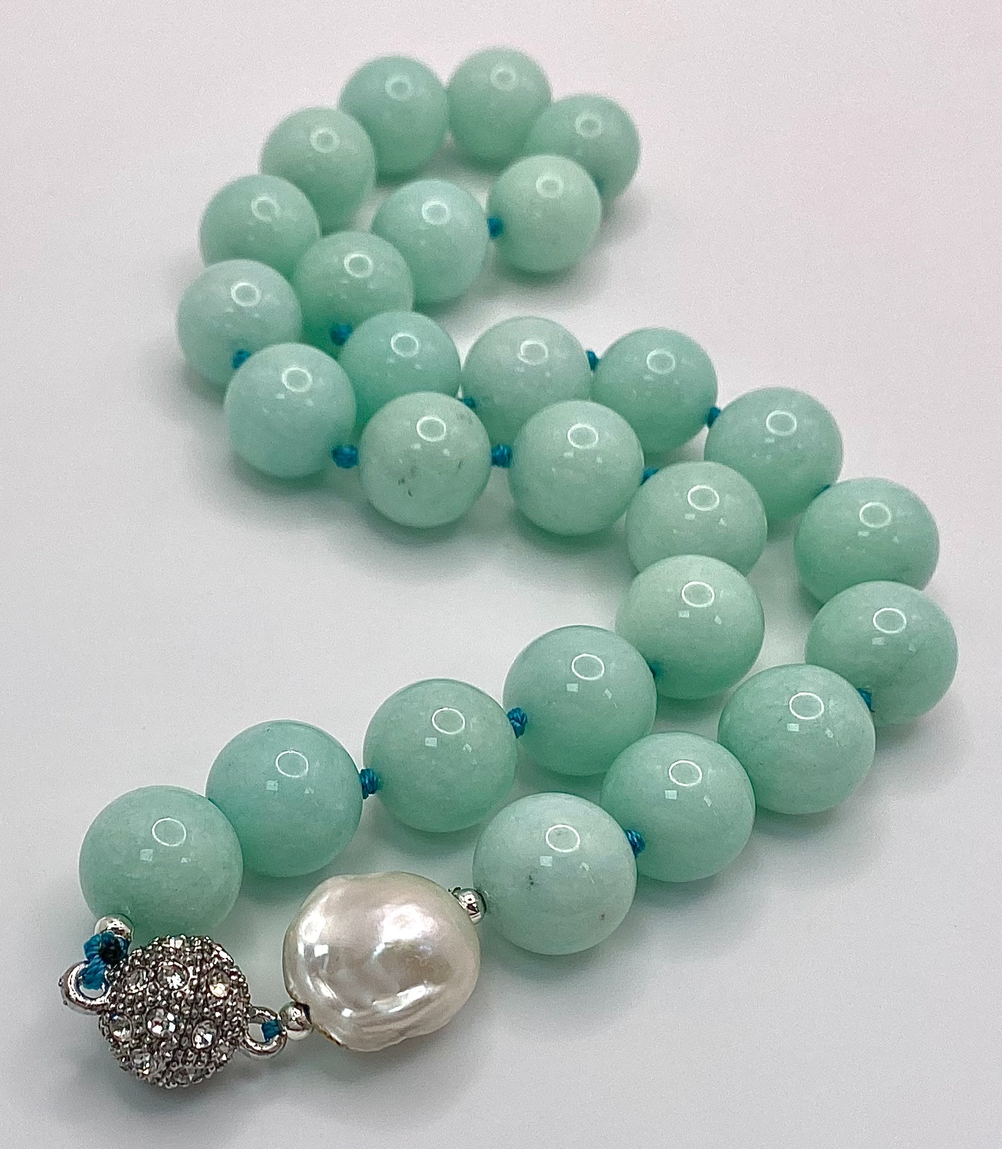 A Large Beaded Amazonite Necklace with a Keisha Baroque Pearl Interrupter. 14mm beads. Necklace - Image 2 of 2