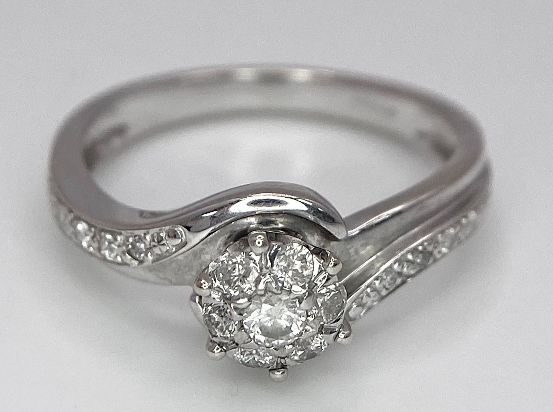 A 9K WHITE GOLD DIAMOND RING. 0.25ctw, Size L, 2.3g total weight. Ref: 8034 - Image 3 of 6