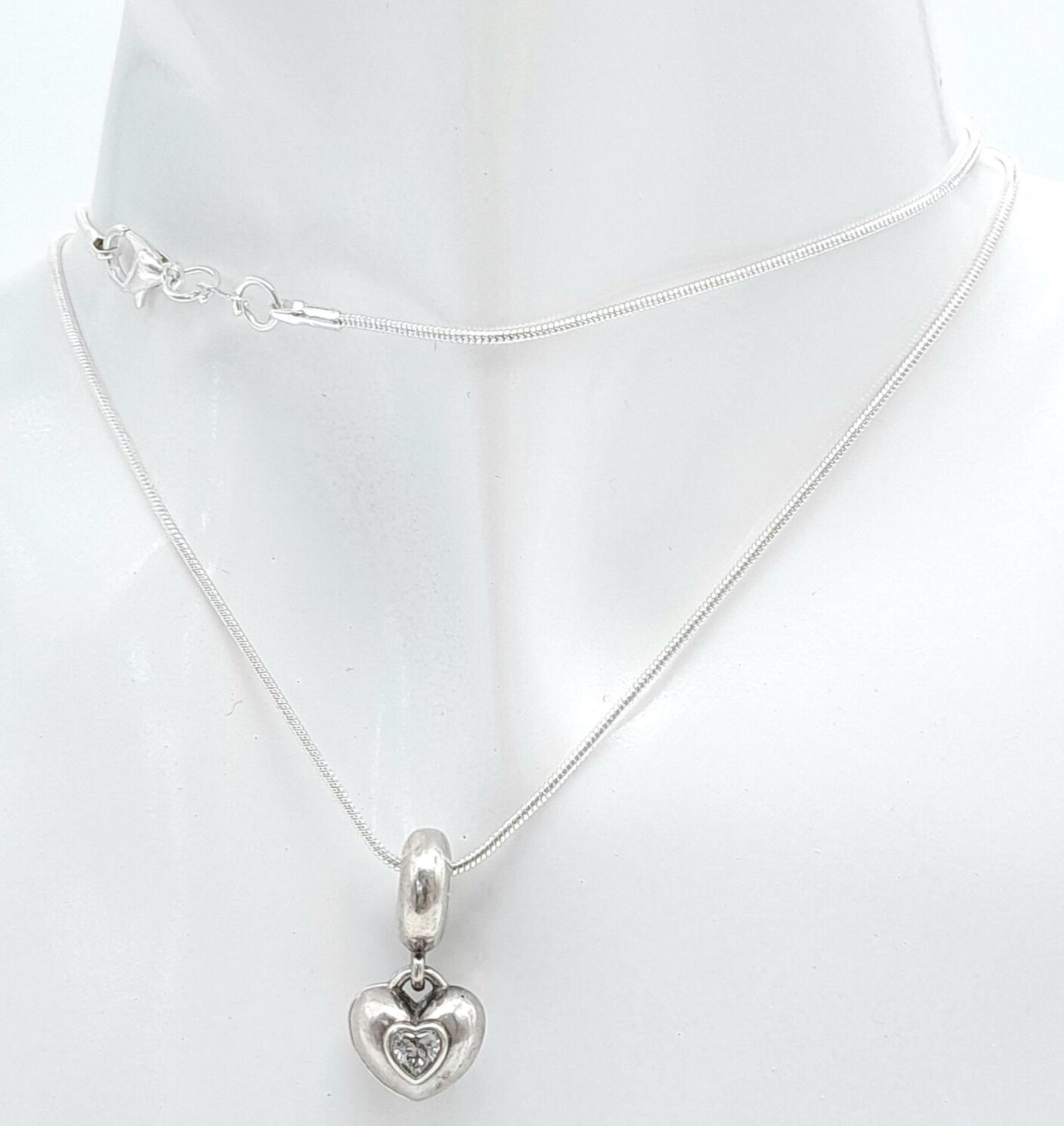 A 925 Silver Pandora Pendant on Snake Chain Necklace. 2.2cm pendant, 56cm necklace, 10.91g total - Image 3 of 7