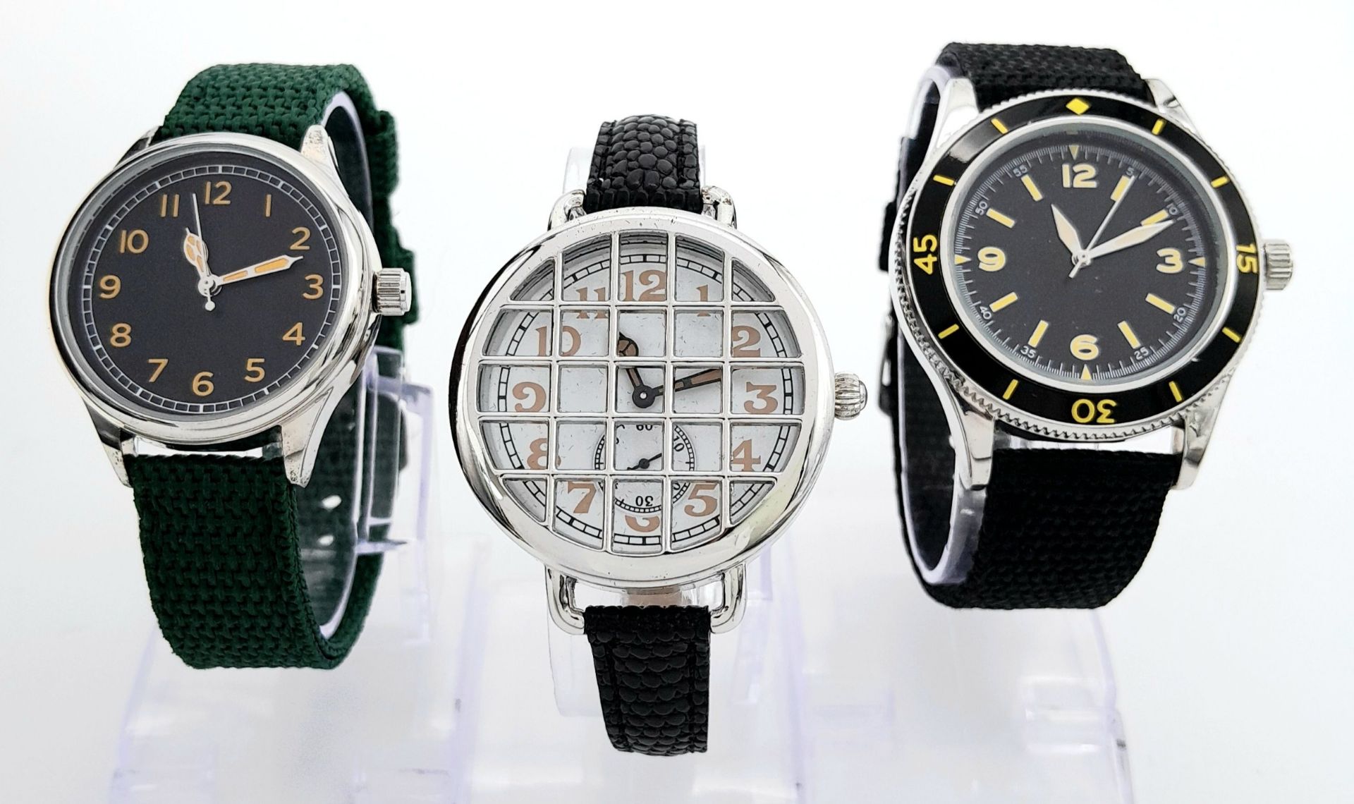 A Parcel of Three Military Designed Watches. Comprising: 1) French Navy Divers Watch (40mm Case), 2)