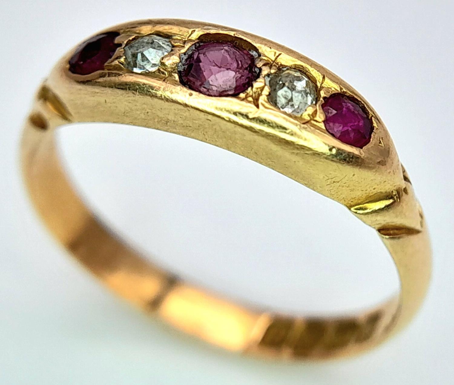 An Antique 18K Yellow Gold Ruby and Diamond Ring. Size K/L, 2.78g total weight. - Image 3 of 5