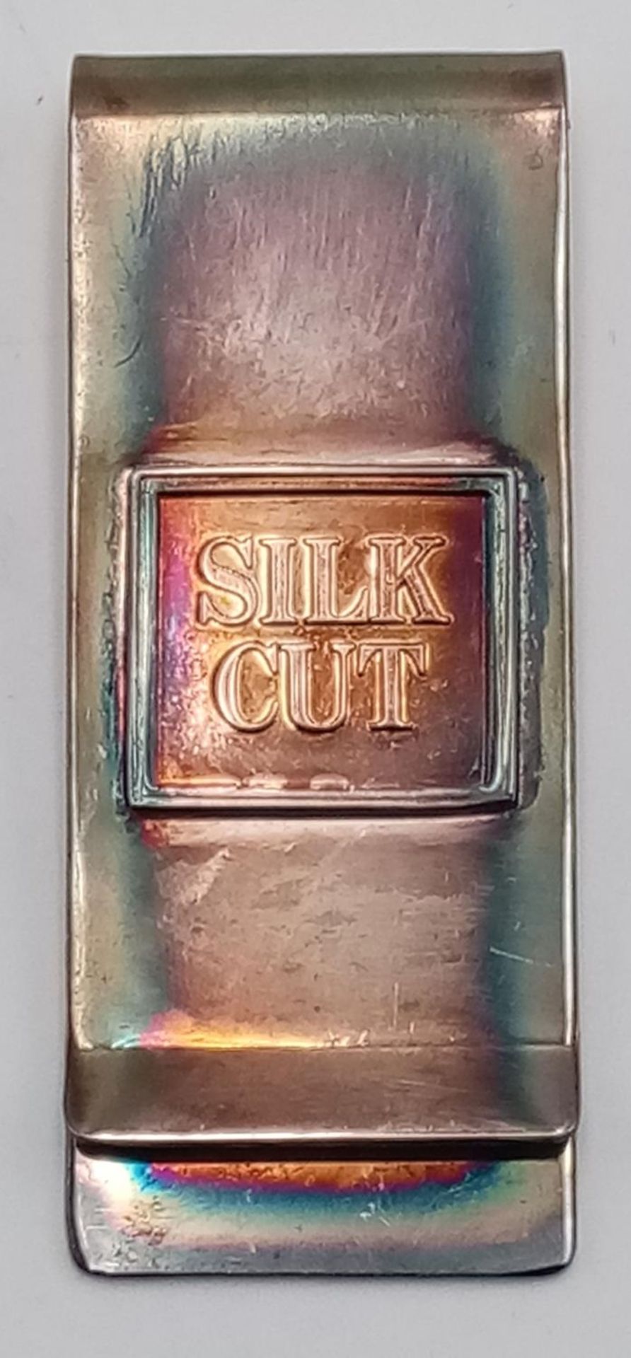 A SILK CUT SILVER TONE MONEY CLIP IN BOX 27.8g , 60mm x 23mm. ref:CHALK 9001 - Bild 2 aus 4