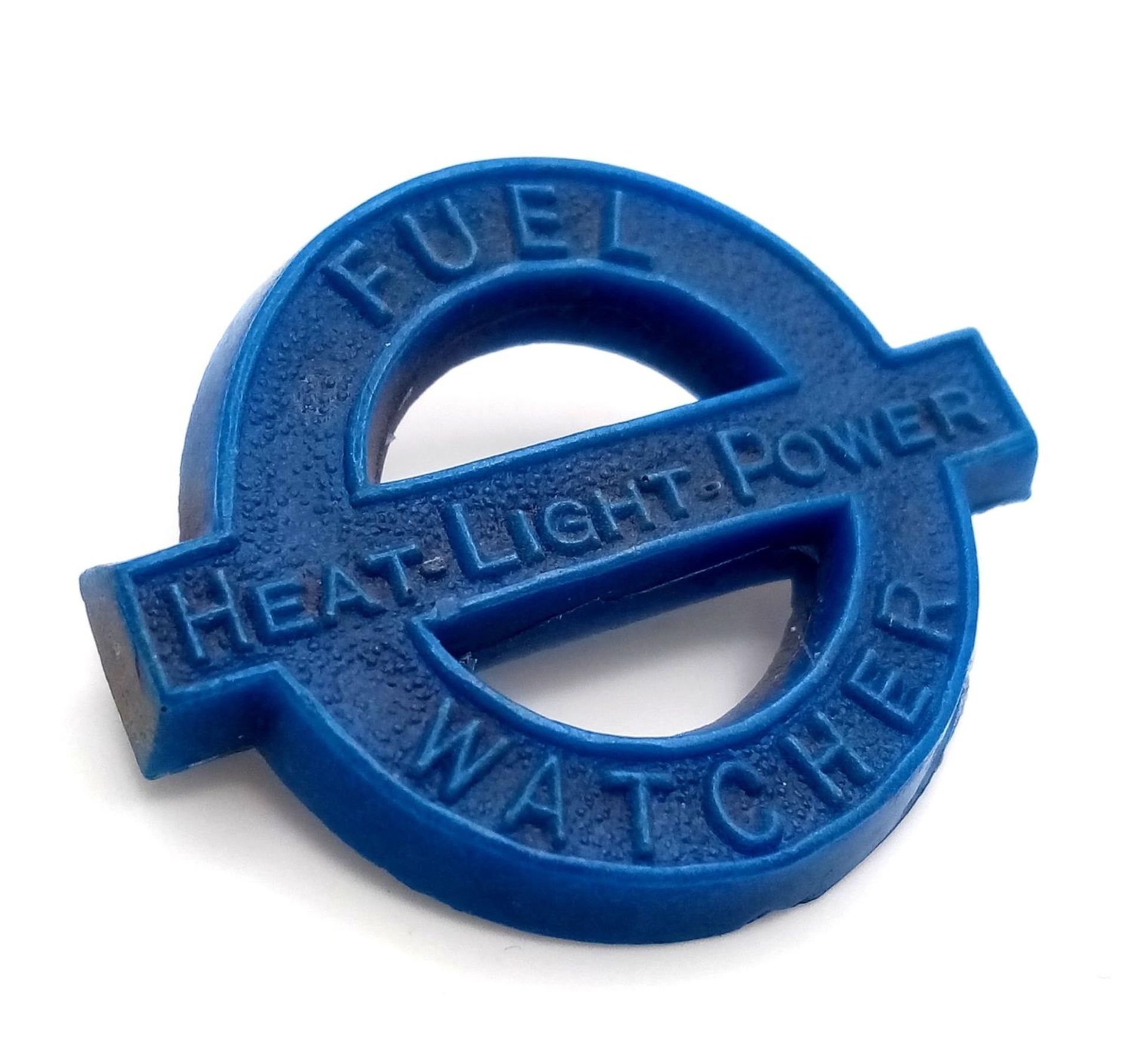 WW2 British Home Front “Fuel Watchers” Plastic (Cellulose Acetate) Economy Issue Badge. Bearing - Bild 2 aus 3