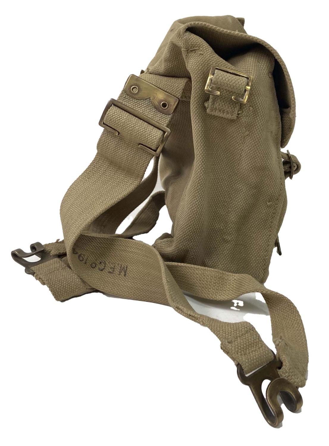 British Army 1937 pattern webbing small pack, complete with ‘L’ straps. Dated 1942. Very good - Image 2 of 8