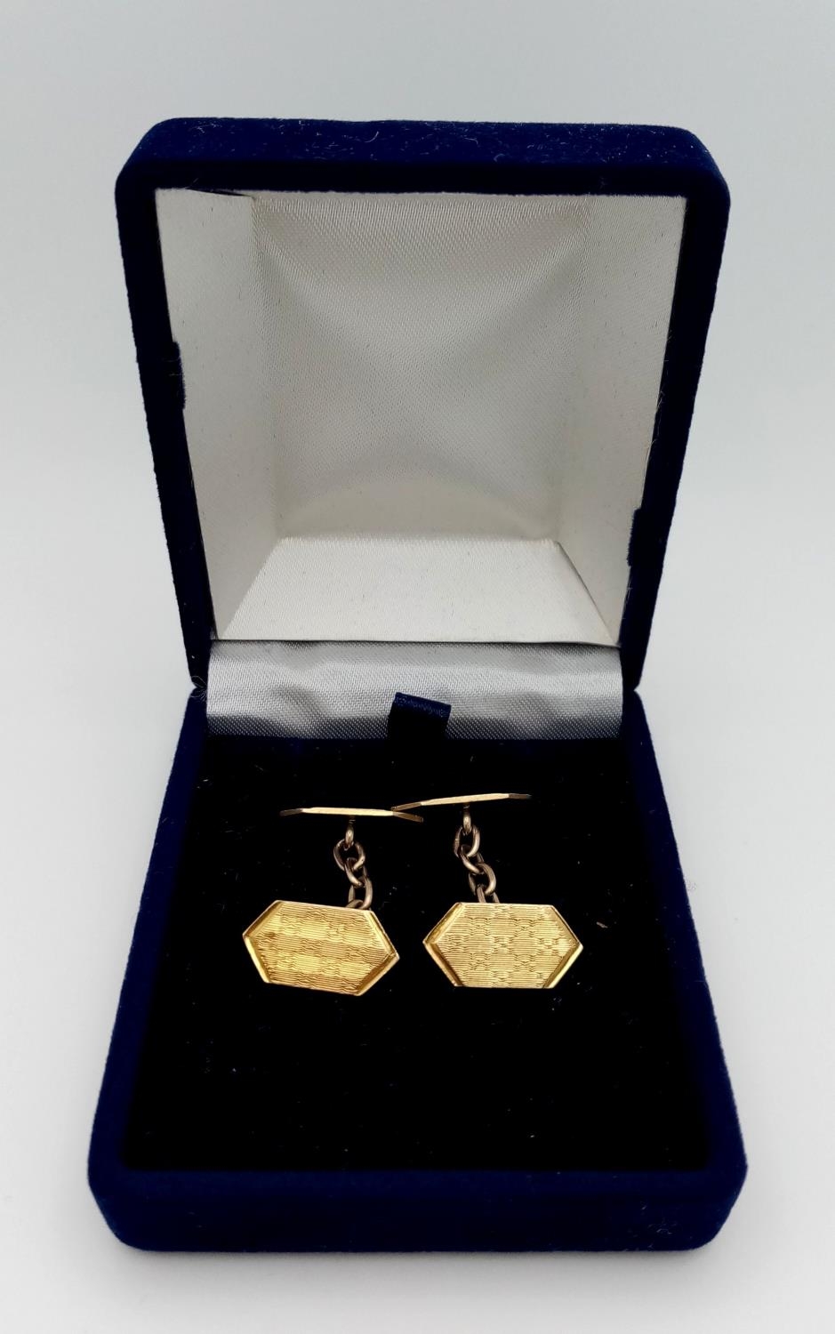 A Pair of Classic Vintage 9K Yellow Gold Cufflinks. 5.3g