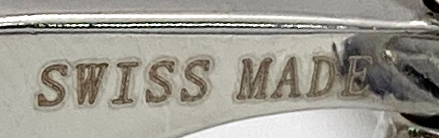 A white metal pair of modern ROLEX cufflinks, in a presentation box (not Rolex). We understand, - Image 5 of 7
