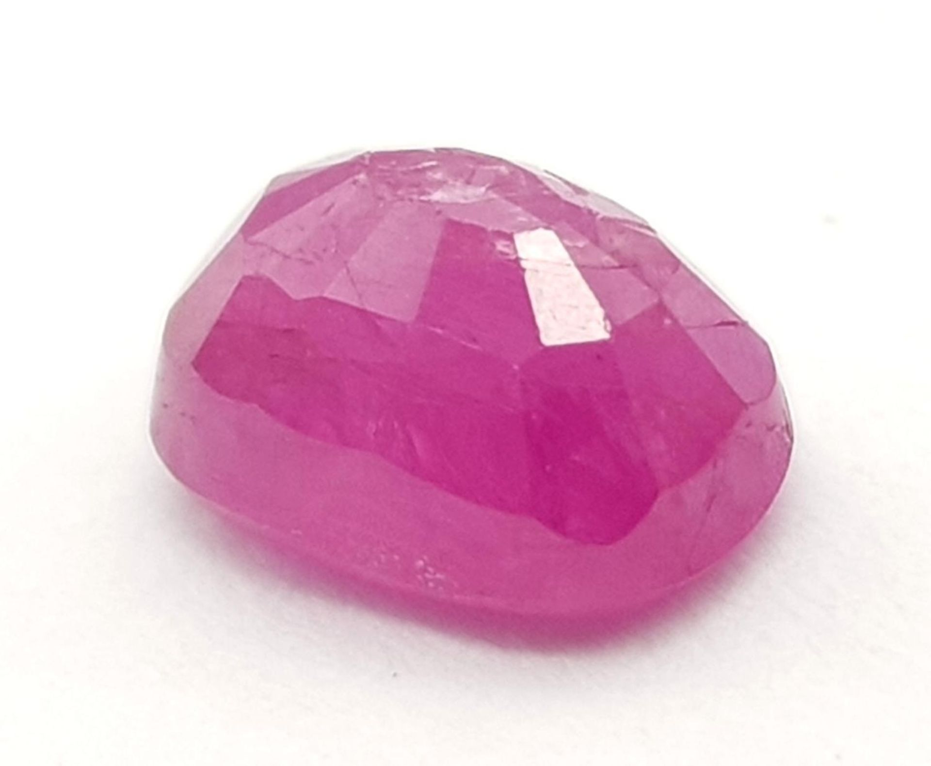 A 1.63ct Untreated Rare Burma Ruby Gemstone - GFCO Swiss Certified. - Bild 3 aus 5