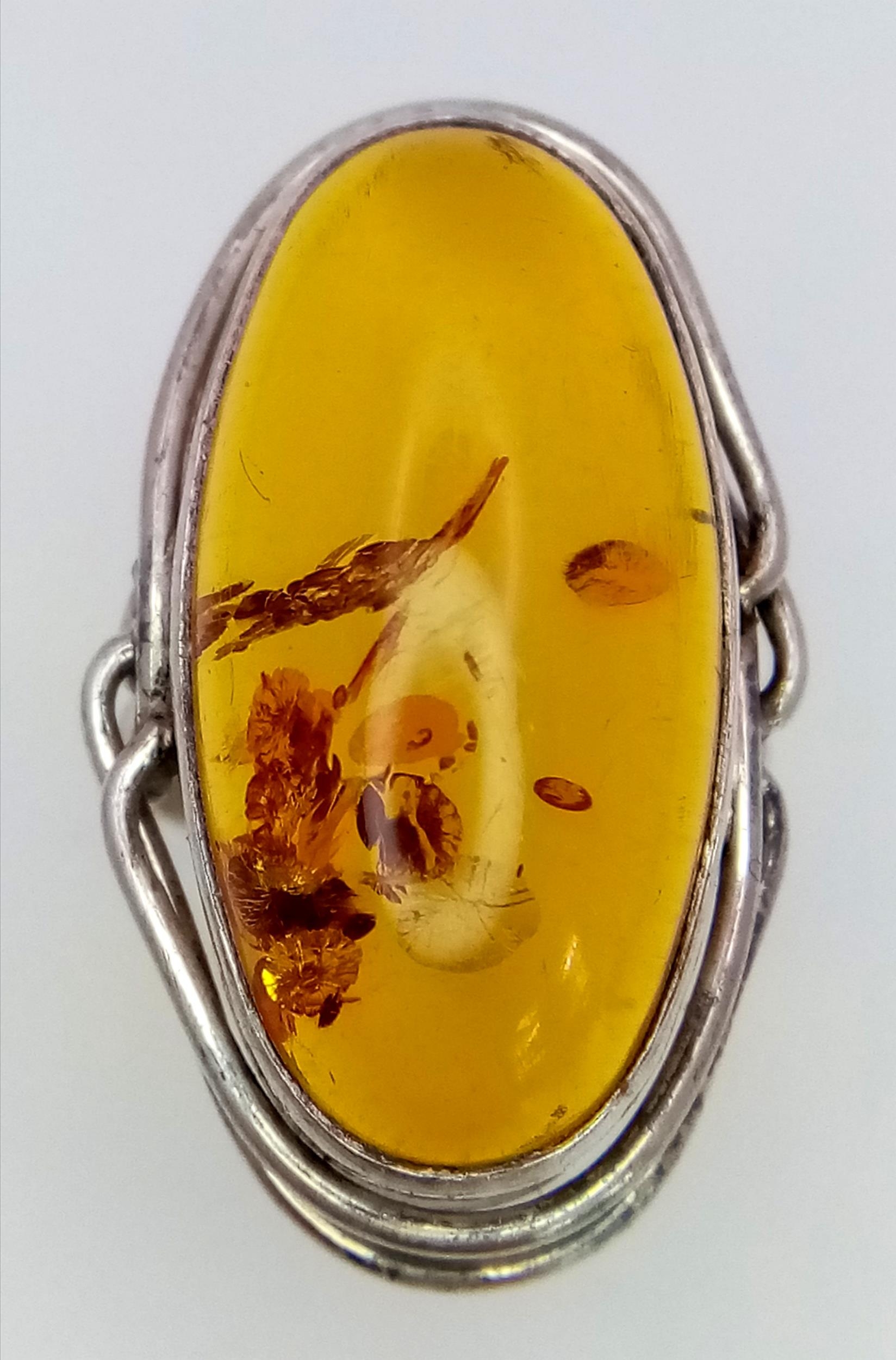 A Vintage, Ornate Mounted, Sterling Silver Amber Cabochon Open Shank Design Ring Size L ( - Image 5 of 5