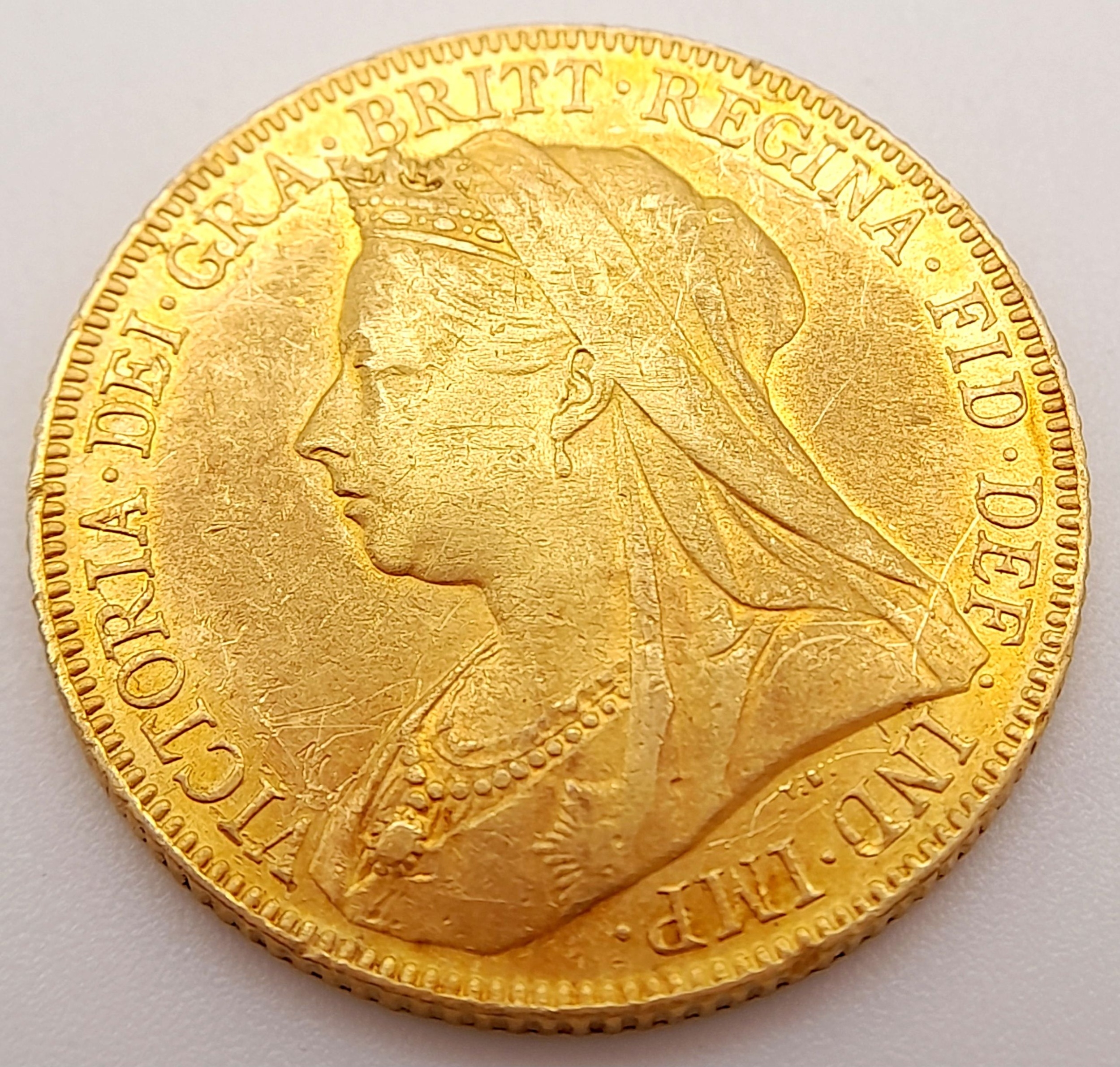 A 1900 Queen Victoria 22K Gold Full Sovereign Coin. Good definition. - Image 2 of 4