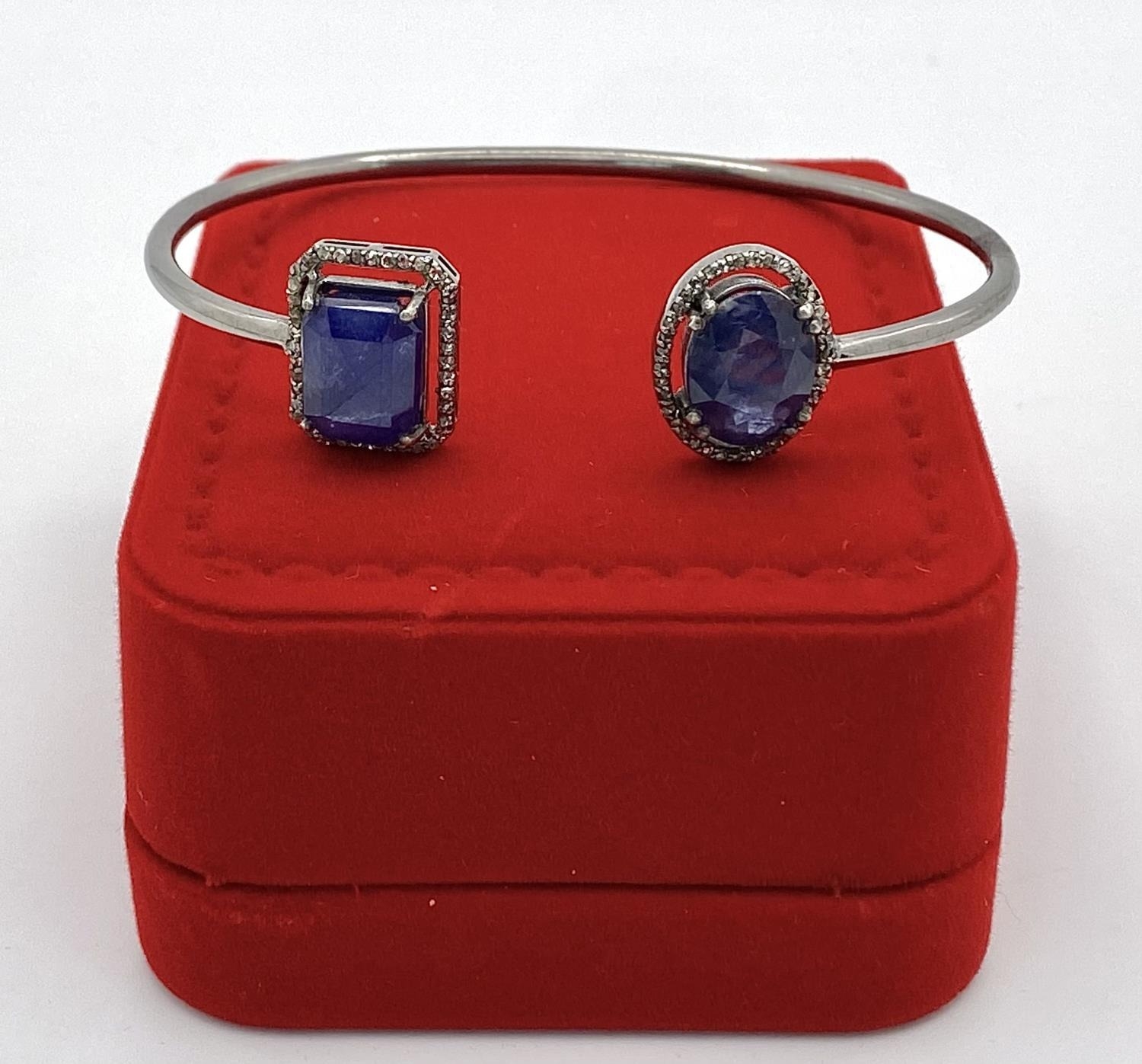 A 15ctw Blue Sapphire with 0.65ct Diamond Surround Silver Cuff Bangle. Comes with a presentation - Image 4 of 5