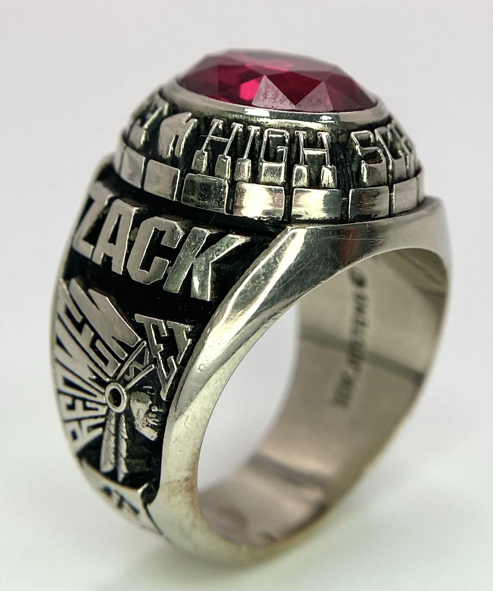 A 10K White Gold and Ruby Gents High School Ring. Size P 1/2. 18g total weight. Ref: 17043 - Image 3 of 9