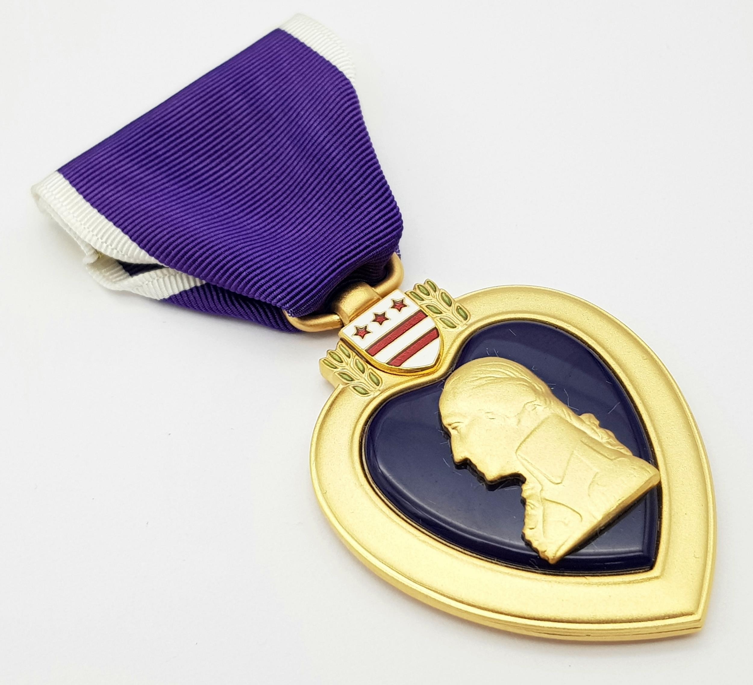 Vietnam War Era Purple Heart Medal. In original presentation box. It is missing the ribbon bars as - Image 2 of 6