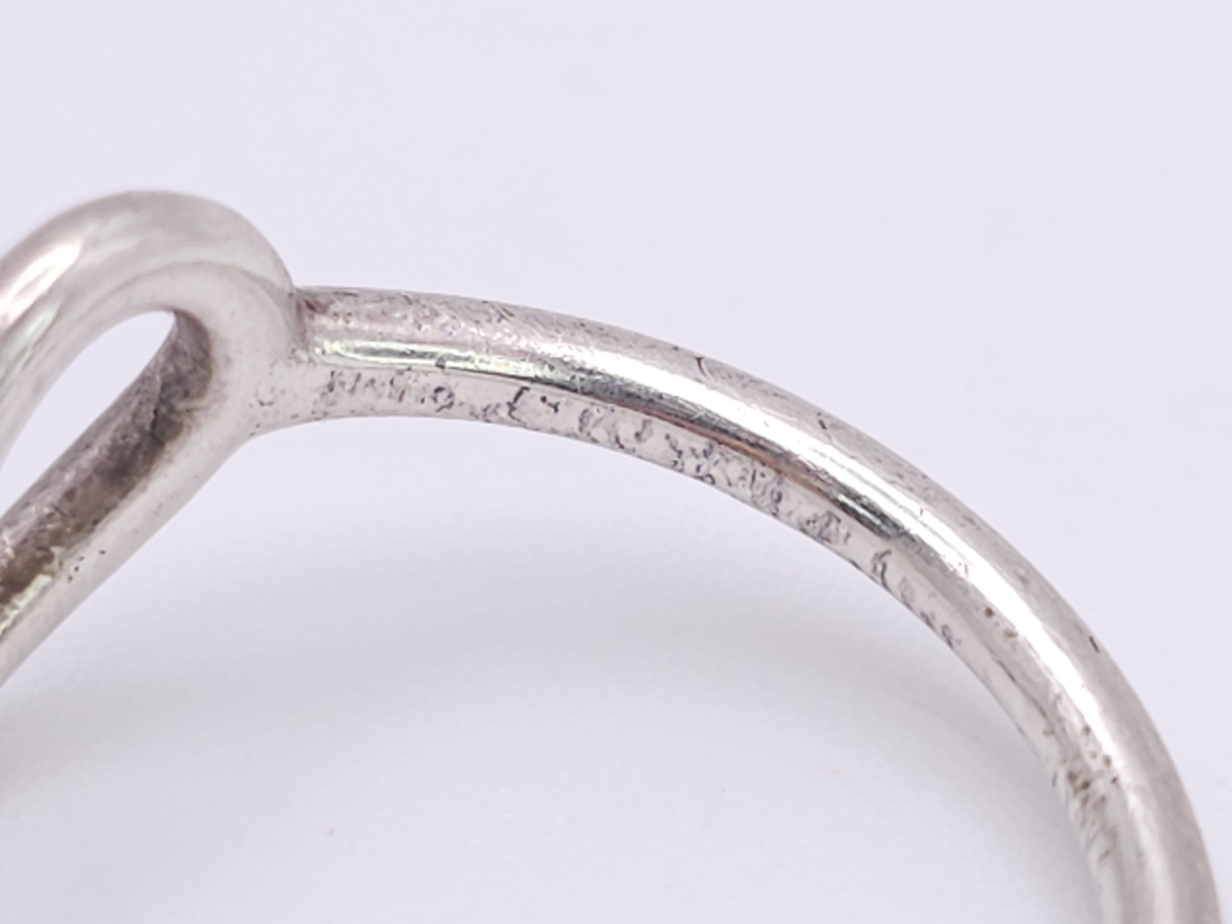 A PANDORA STERLING SILVER HEART RING. UK size N, US size 54, 2g weight. Ref: SC 8087 - Image 6 of 7
