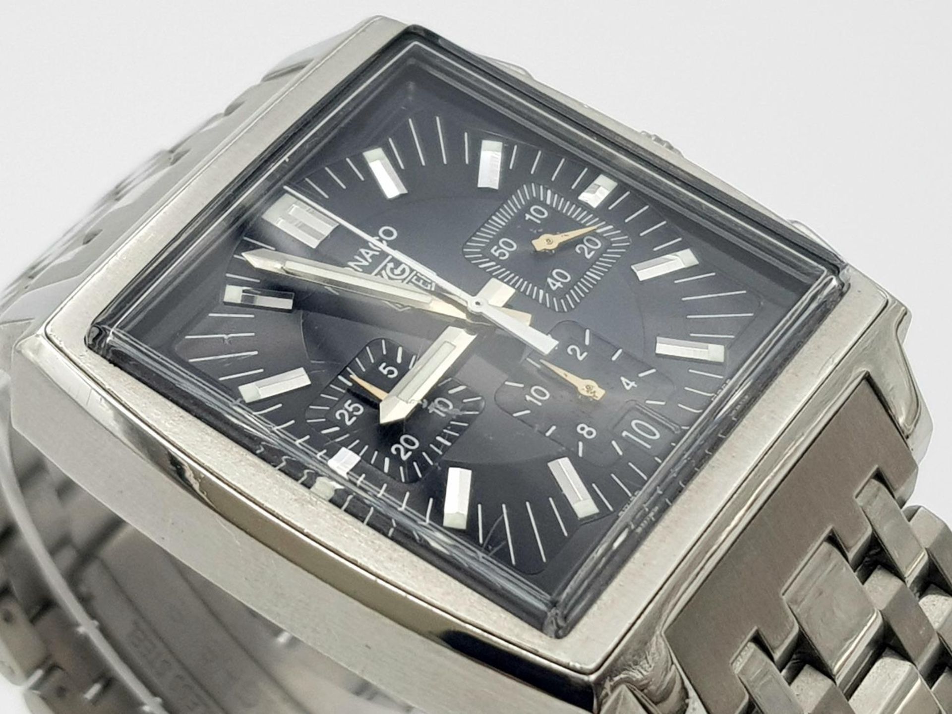 A Stylish Tag Heuer Monaco Automatic Chronograph Gents Watch. Stainless steel bracelet and case - - Image 3 of 8