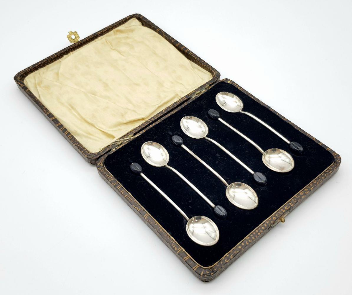 A Vintage Set of Coffee Bean Spoons in Original Fitted Box. - Image 5 of 5