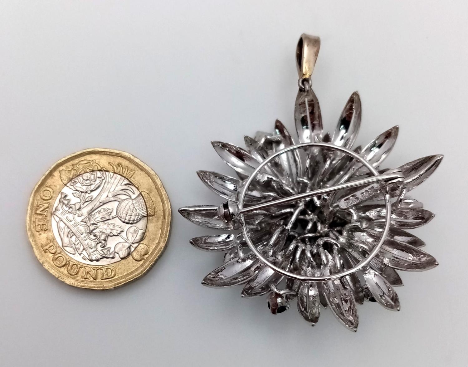 A 14ct white gold (tested as) sapphire flower brooch that has a bail that can be worn as a - Image 5 of 5