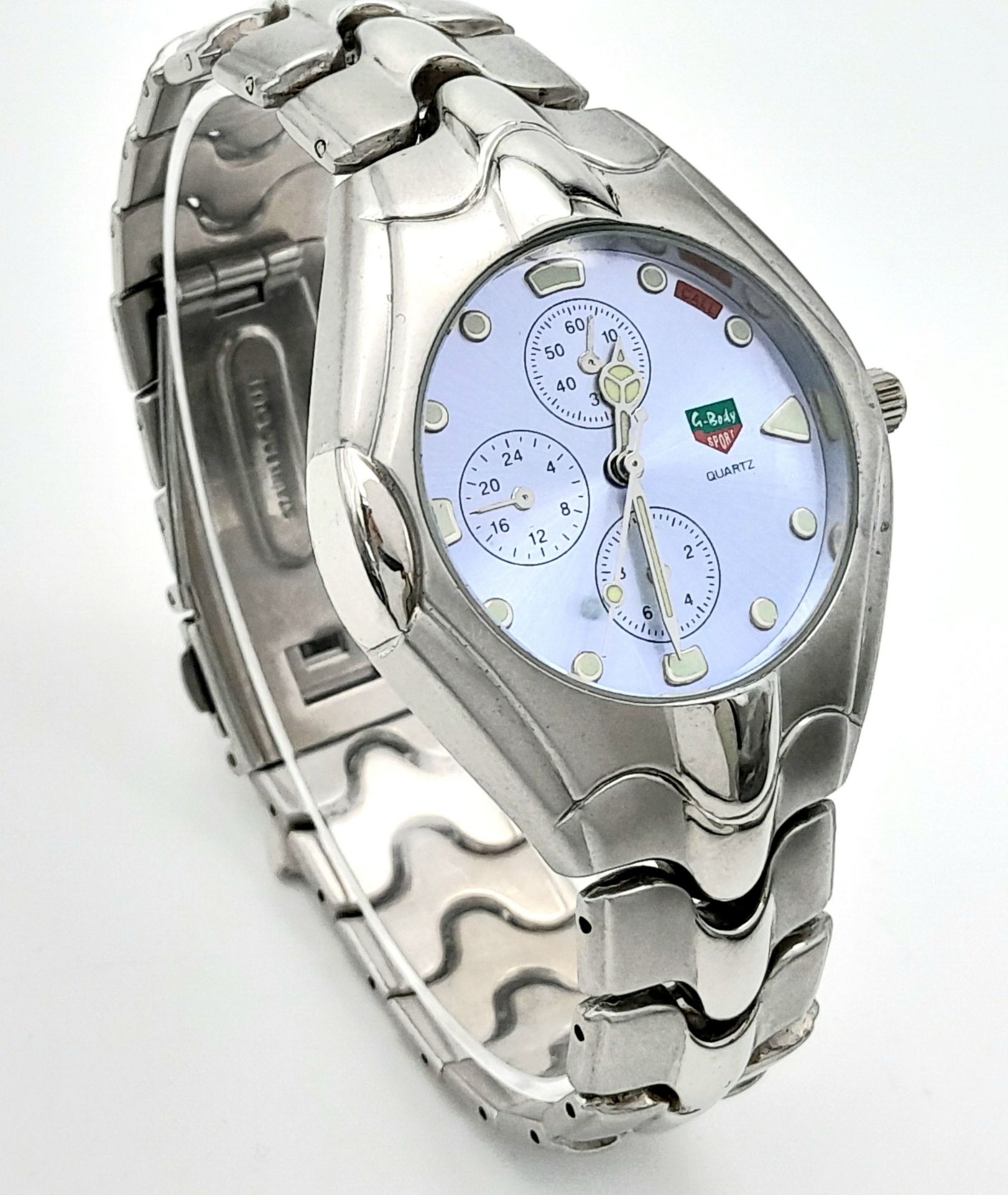 A Japanese G-Body Sports Quartz Watch (38mm Case). Full Working Order. - Image 3 of 6