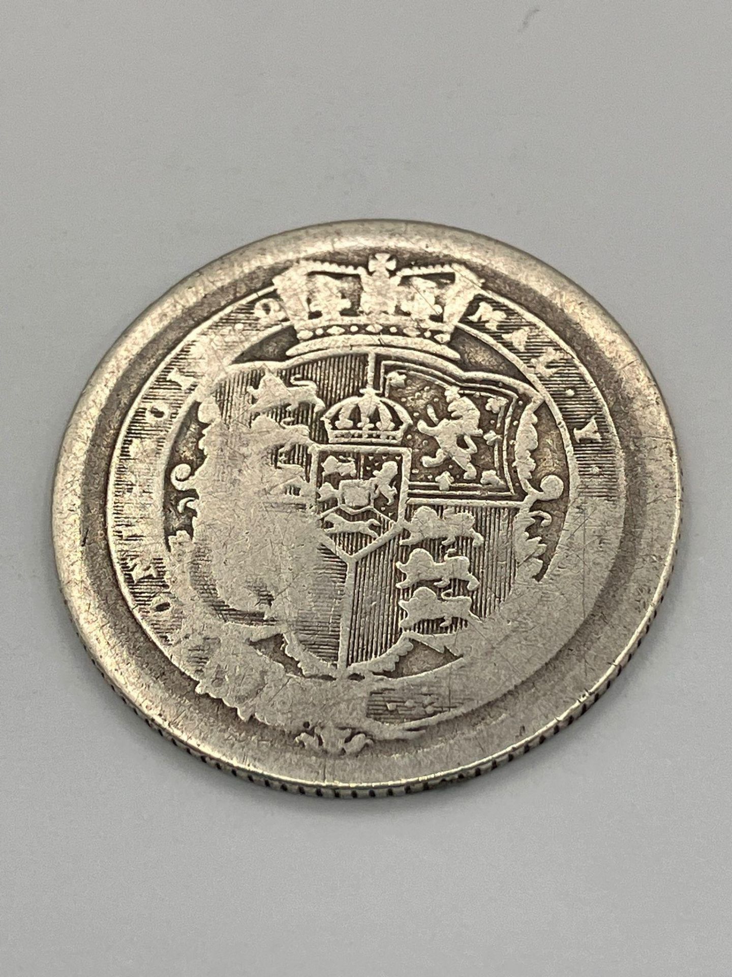 1817 GEORGE III SILVER ‘BULLHEAD’ SHILLING. Worn/almost fair condition. - Image 2 of 2
