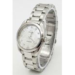 A STUNNING OMEGA "SEAMASTER" LADIES WATCH IN STAINLESS STEEL WITH MOTHER OF PEARL DIAL AND DIAMOND