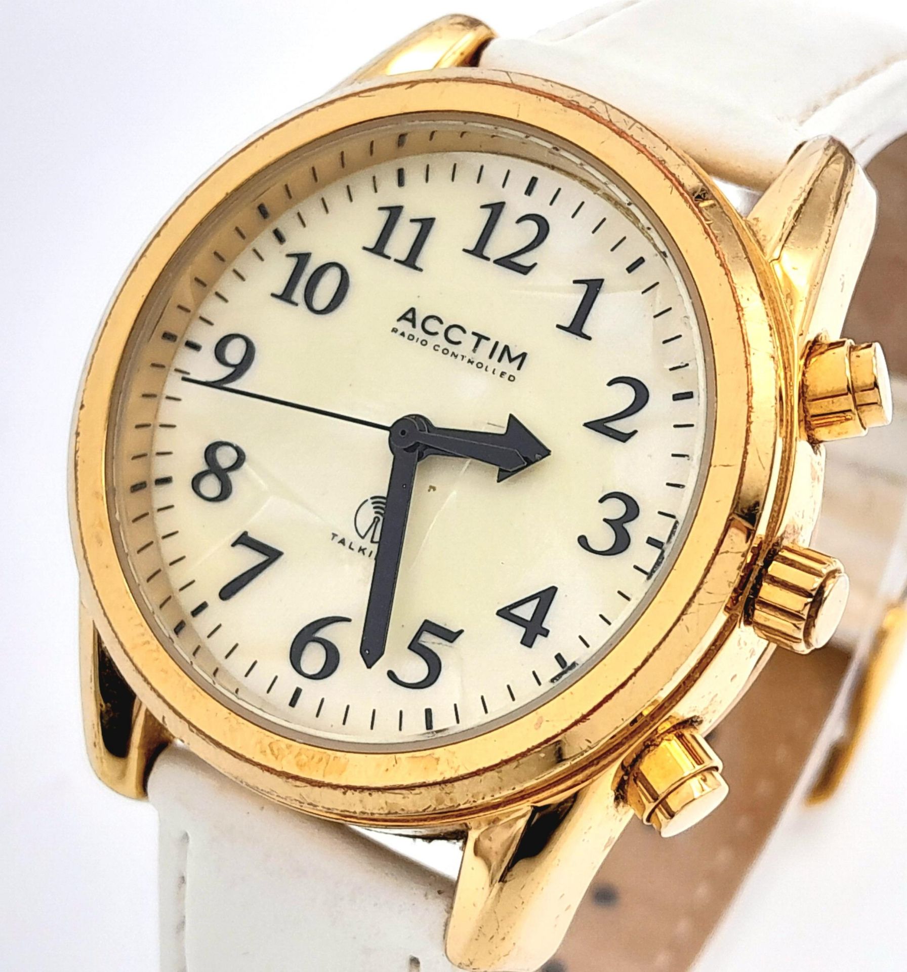 A Gold Tone, Radio Controlled Talking Watch by Acctim. Full Working Order, Very Good Condition. - Image 3 of 6