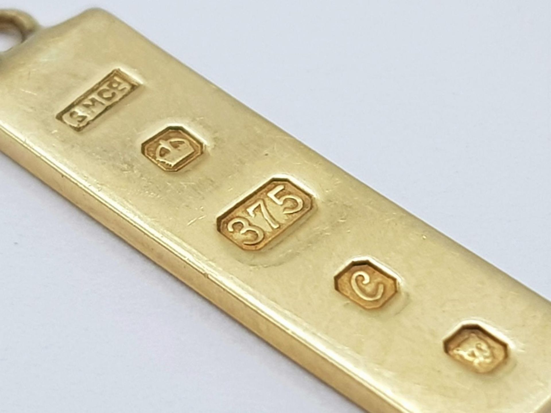 A 9K YELLOW GOLD INGOT PENDANT 1.5G , 21mm x 6mm. SC 9016 - Image 2 of 4