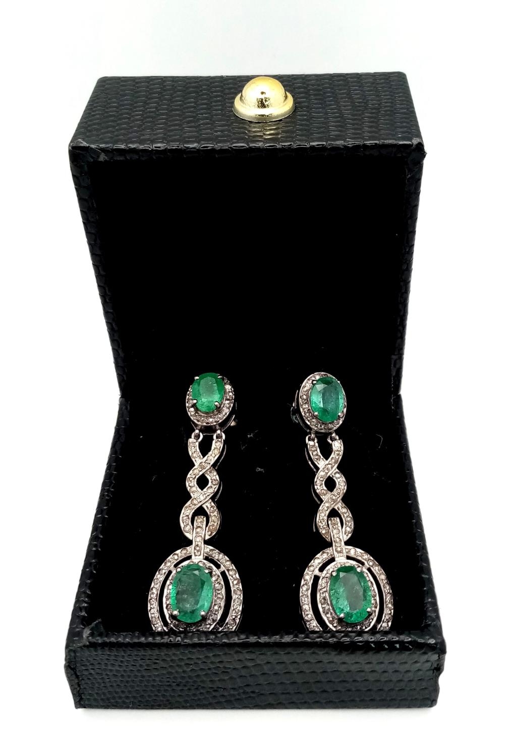 A Pair of Emerald Gemstone Drop Earrings with 3ctw of Emerald and Diamonds - 1.5ctw. Set in 925 - Image 2 of 6