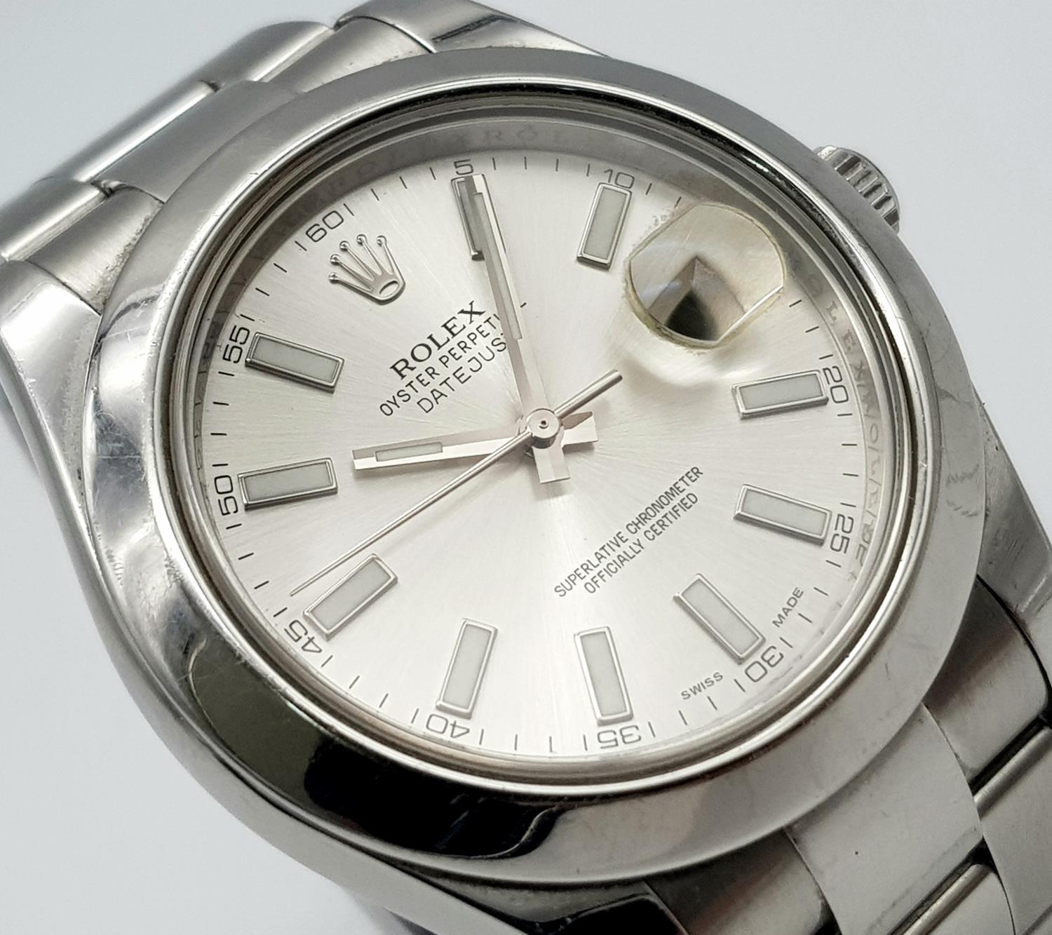 A Beautiful, Refined Rolex Automatic Datejust Gents Watch. Model 116300. Oyster-steel bracelet and - Image 3 of 9