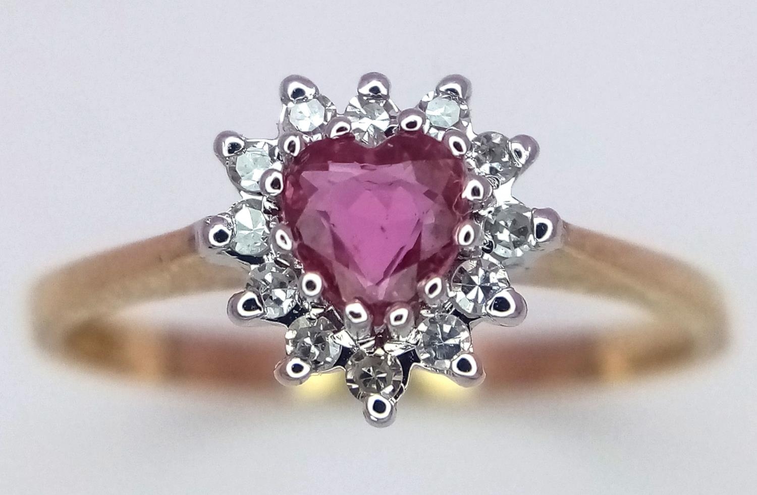 A 9K YELLOW GOLD DIAMOND & PINK SAPPHIRE HEART RING 1.6G SIZE N. ref: SPAS 9010 - Image 2 of 5