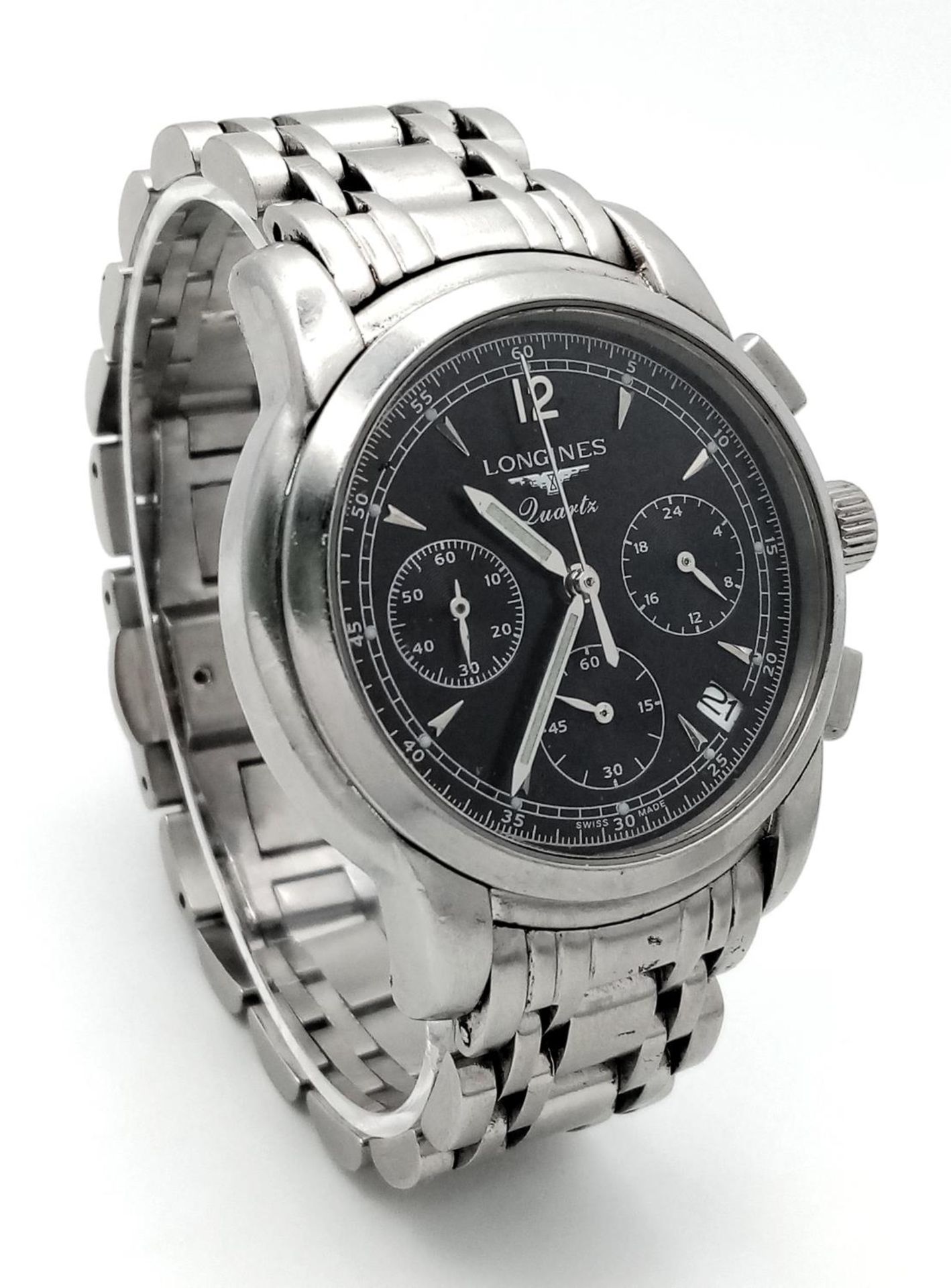 A Longine Quartz Chronograph Gents Watch. Stainless steel bracelet and case - 39mm. Black dial - Image 3 of 9