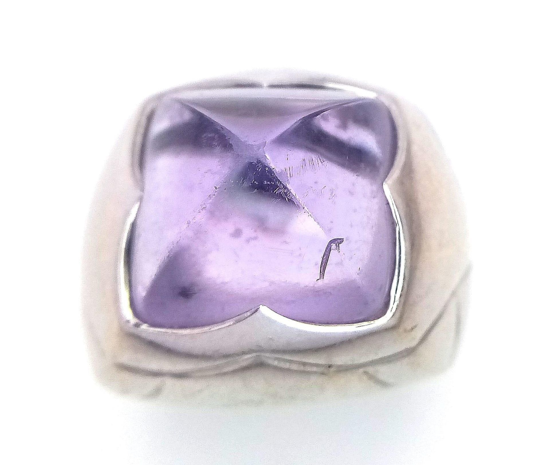 An 18K White Gold Bulgari Amethyst Pyramid Ring. Size K. 16.41g total weight. Ref: 016531 - Image 4 of 7