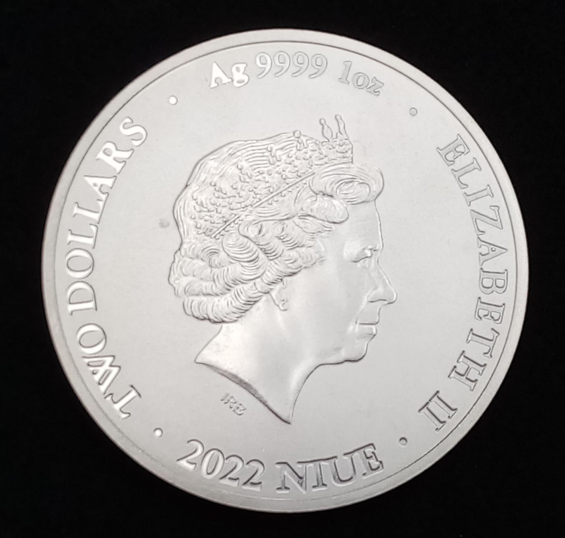 A Mint Condition Fine Silver (.9999) 1 Ounce (31.38 Grams) 2022 Queen Elizabeth ‘Bitcoin’.