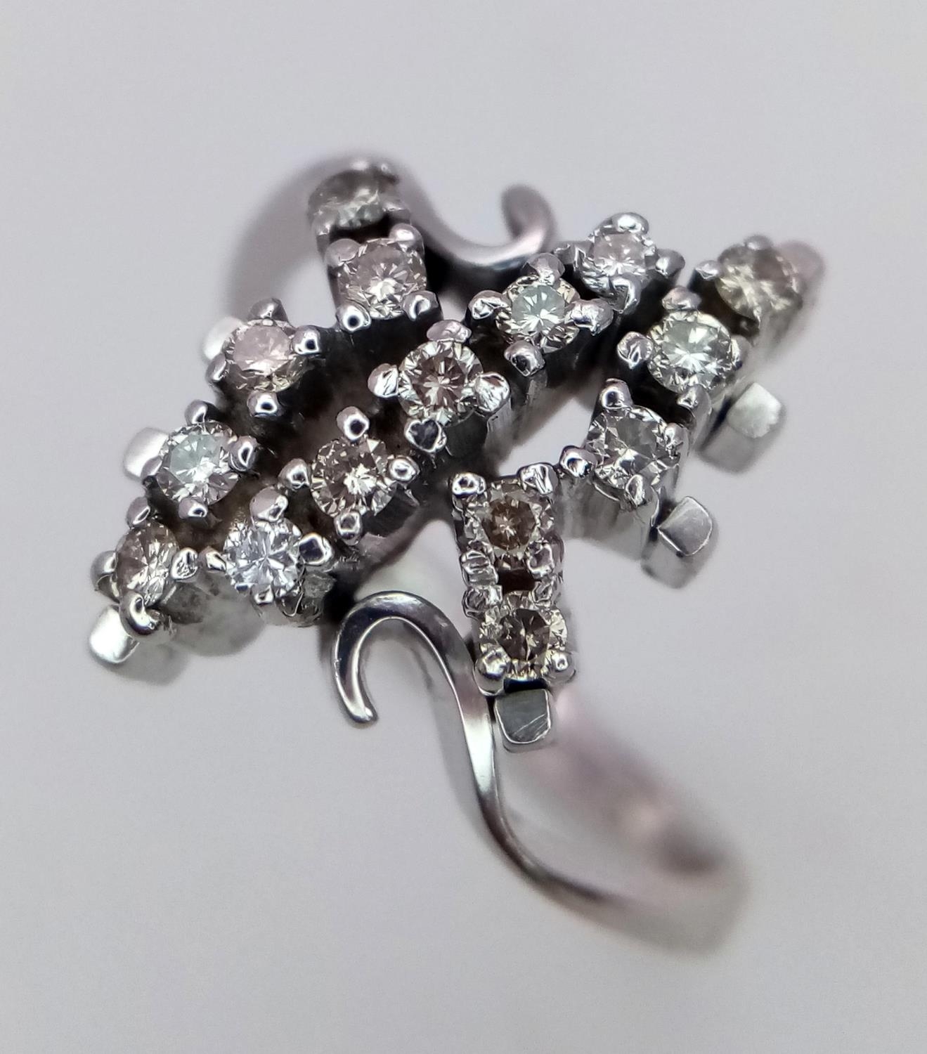 AN 18K WHITE GOLD DIAMOND FANCY CLUSTER RING. 0.25ctw, size O, 4.6g total weight. Ref: SC 9036 - Image 3 of 5