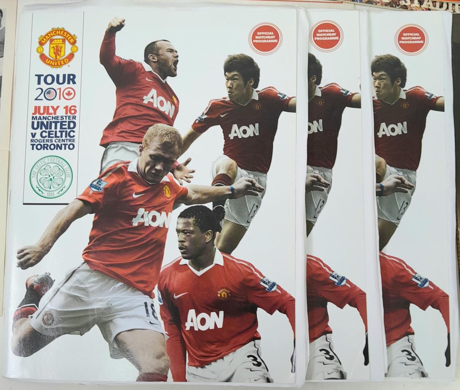 Collection of Manchester United programmes and other items including sealed limited edition 2-Disc - Image 2 of 7