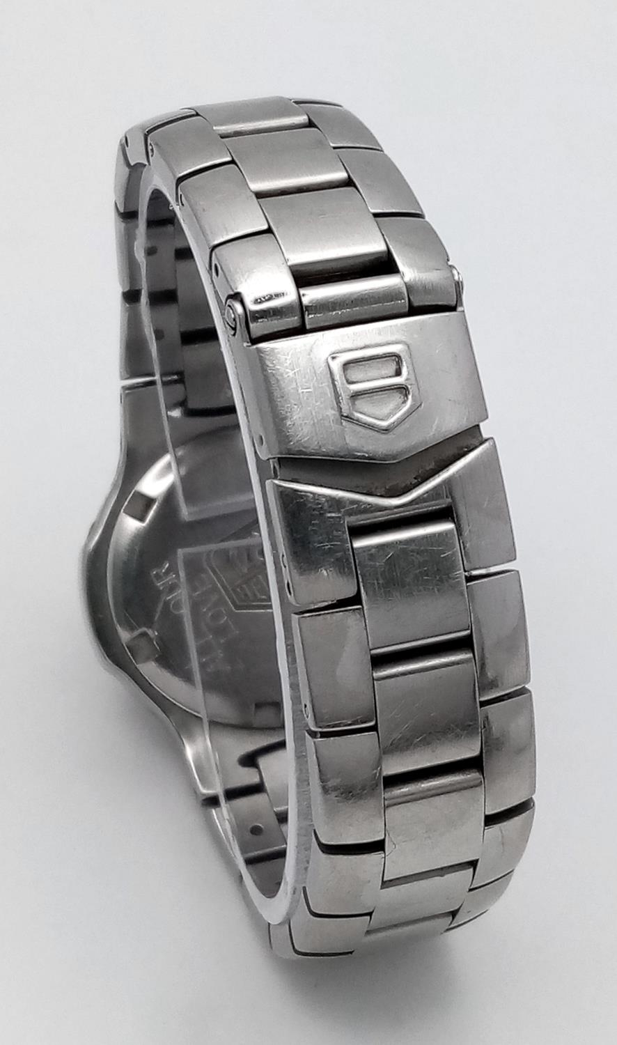 A Tag Heuer Professional Ladies Quartz Watch. Stainless steel bracelet and case - 28mm. Grey dial - Image 6 of 8