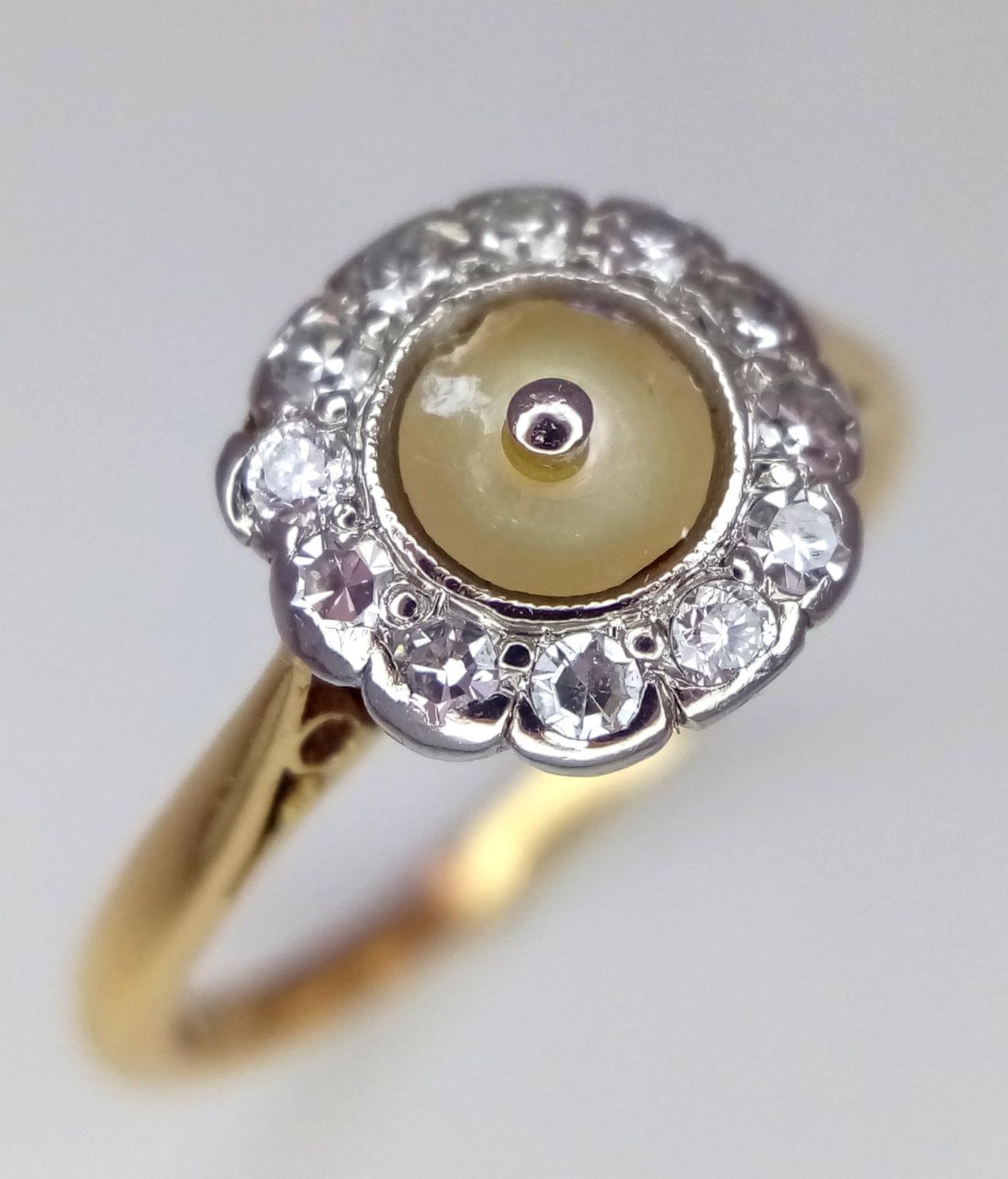 AN 18K YELLOW GOLD & PLATINUM DIAMOND RING. 0.35ctw, size L, 2.5g total weight. Ref: SC 9046