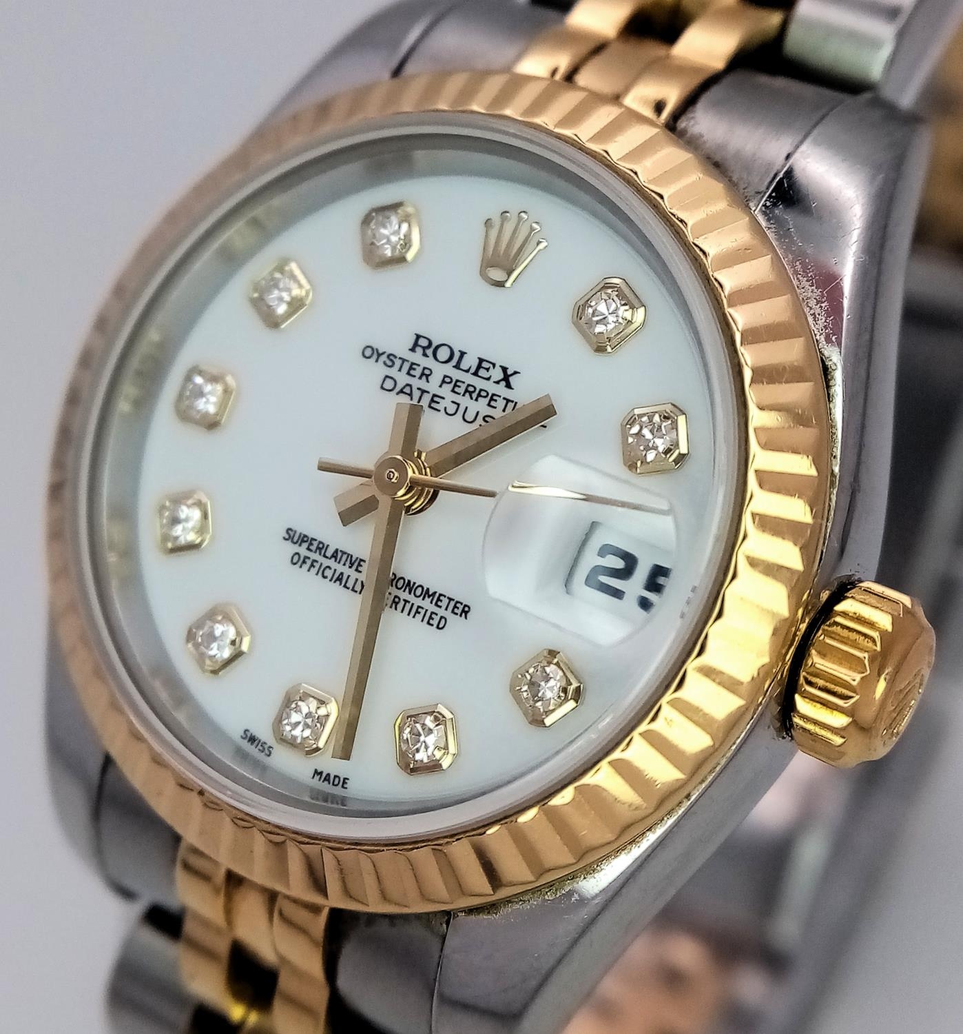 A Rolex Oyster Perpetual Datejust, Diamond Bi-Metal Ladies Watch. 18k gold and stainless steel - Image 5 of 9